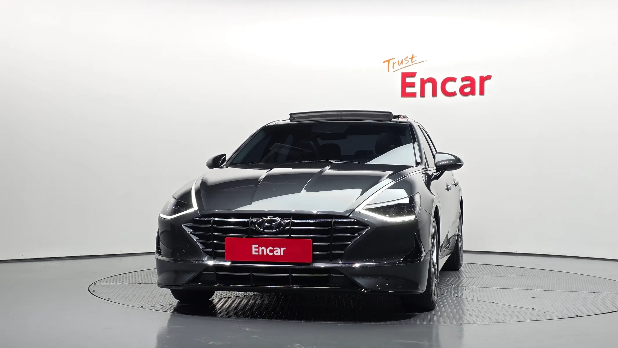 Hyundai (DN8) 2.0 LPG() 2022 2/5
