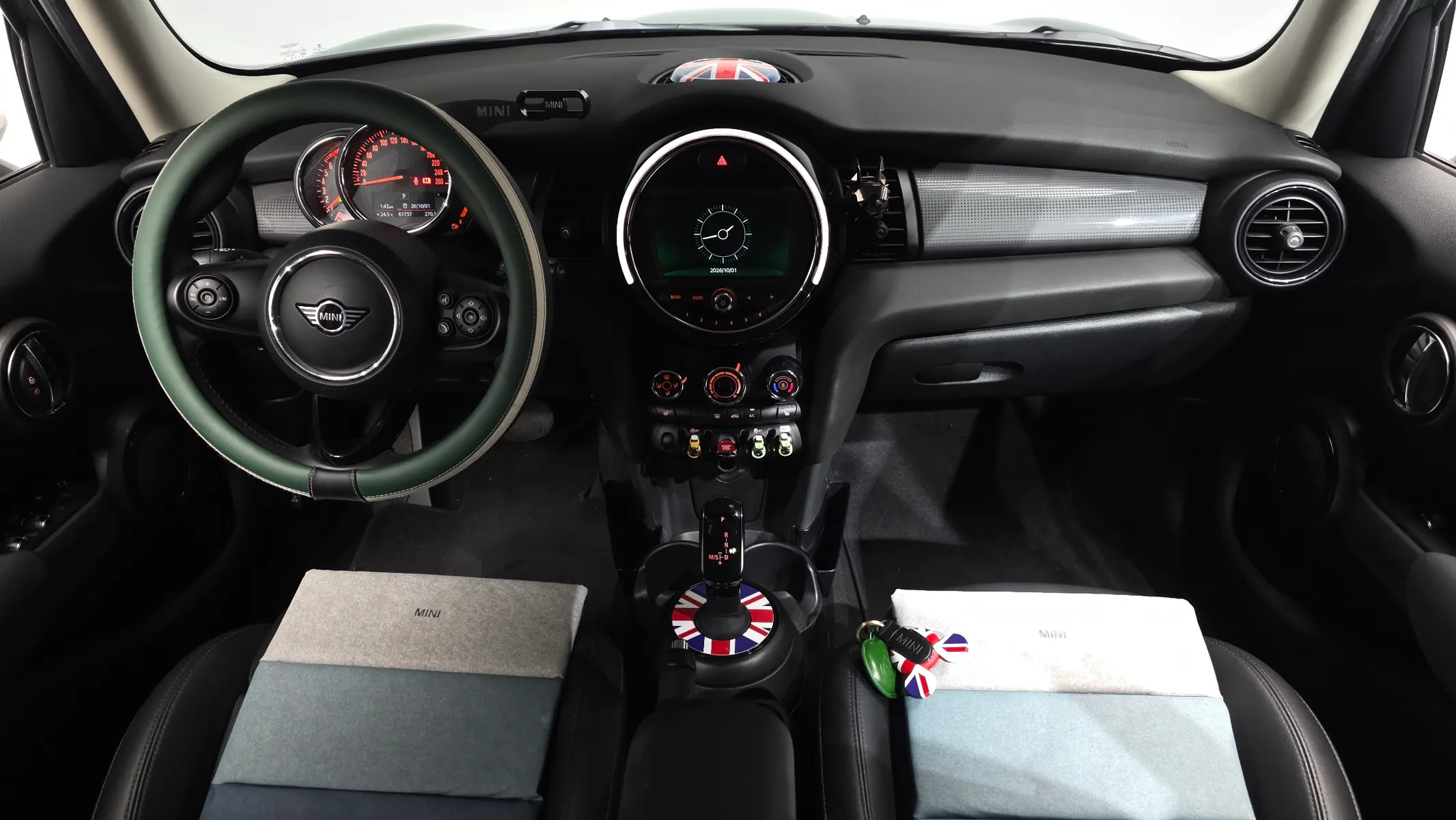 MINI 쿠퍼 5 2021 4/5