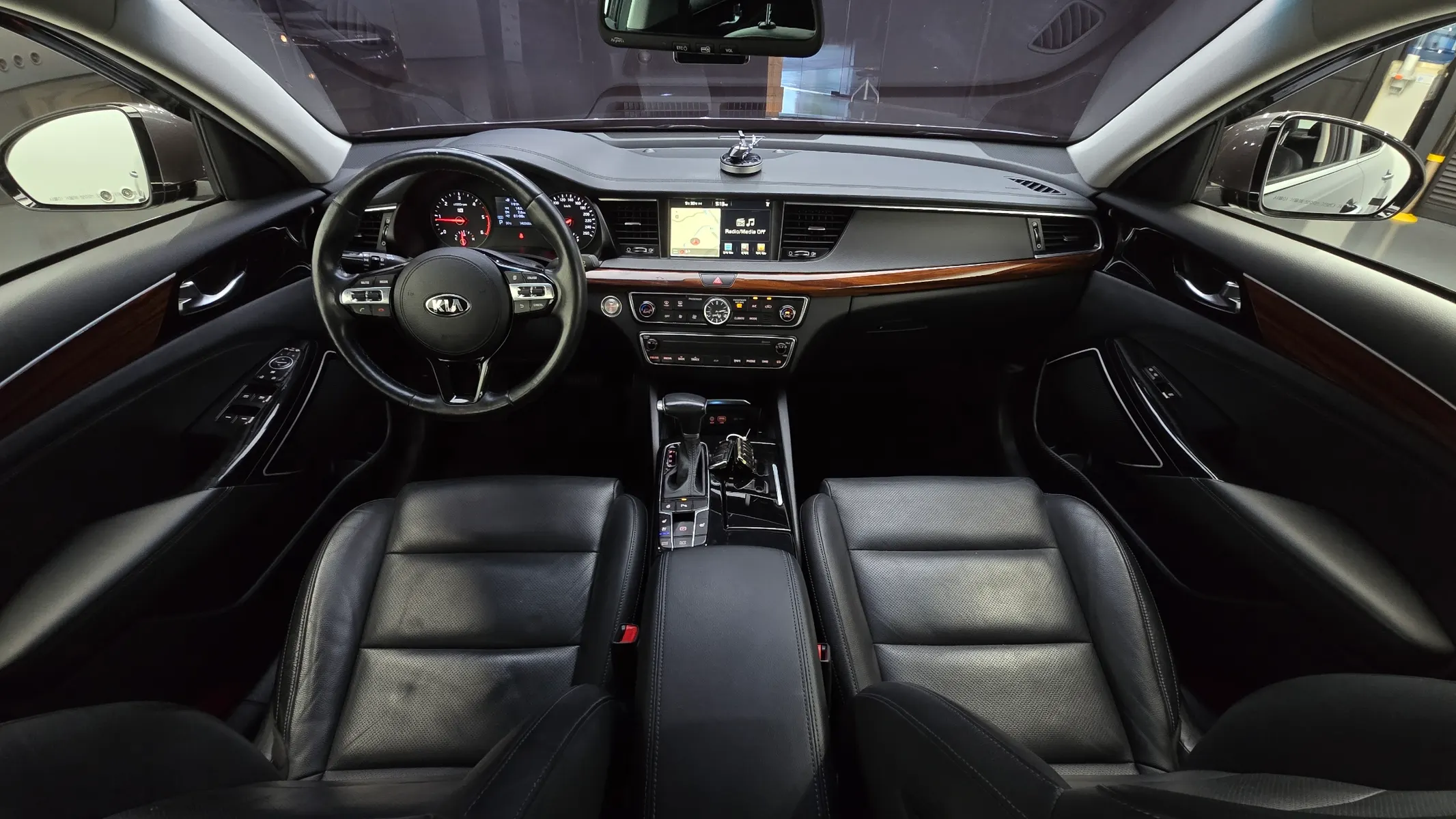 Kia K7 2.2 2016 4/5