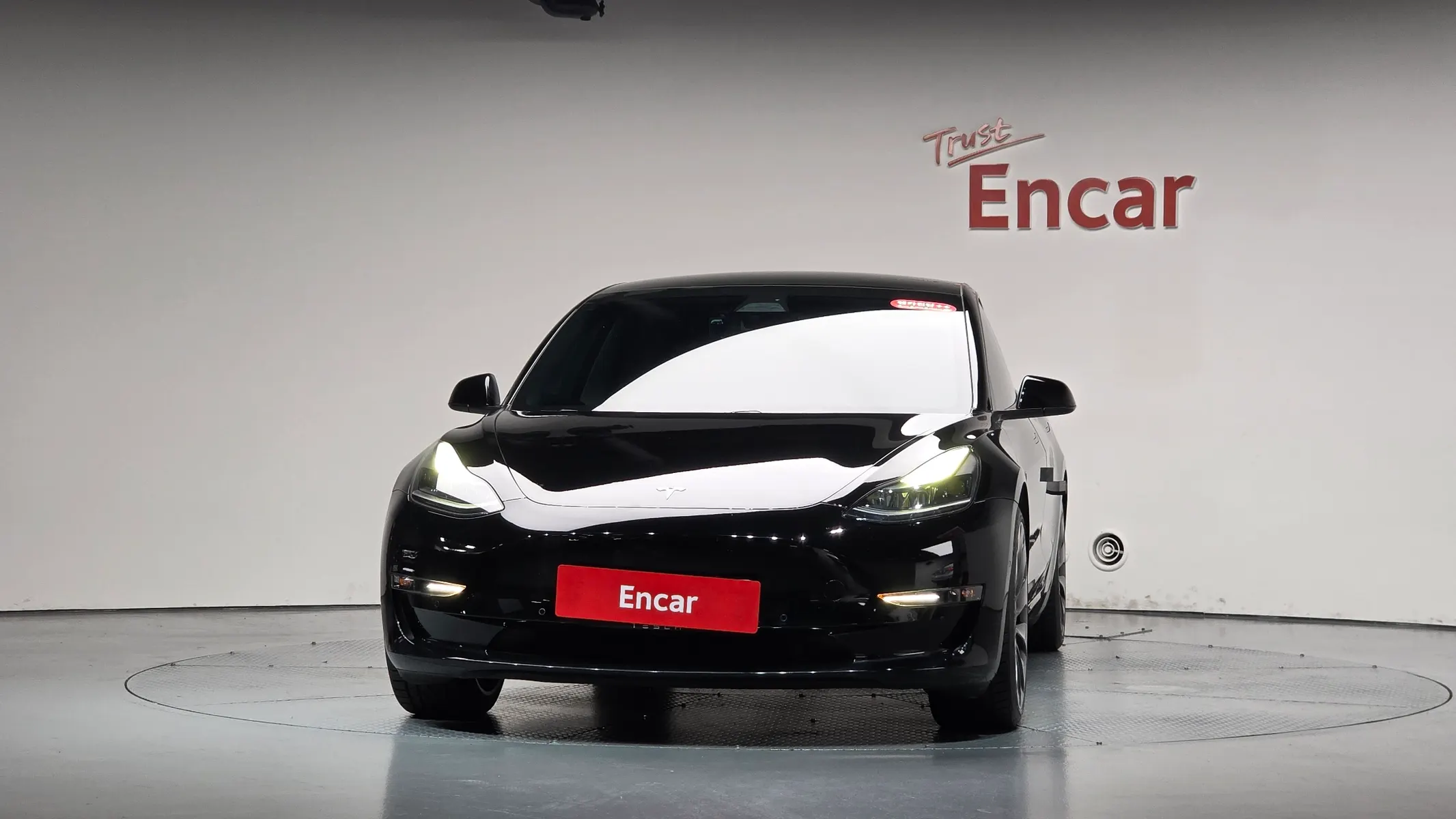 Tesla 3 AWD 2021 2/5