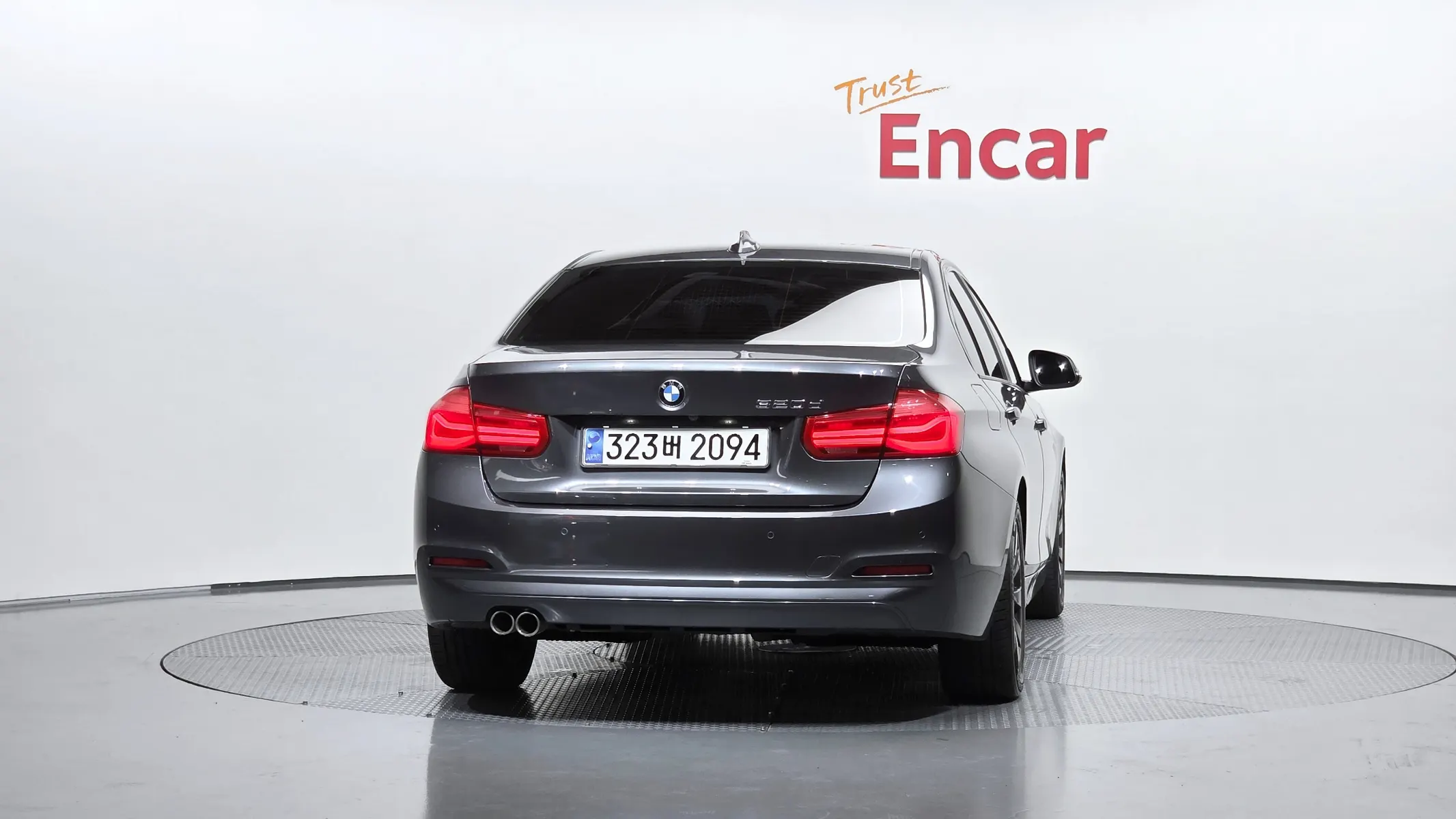 BMW 3 Series (F30) 320d 2015 3/33