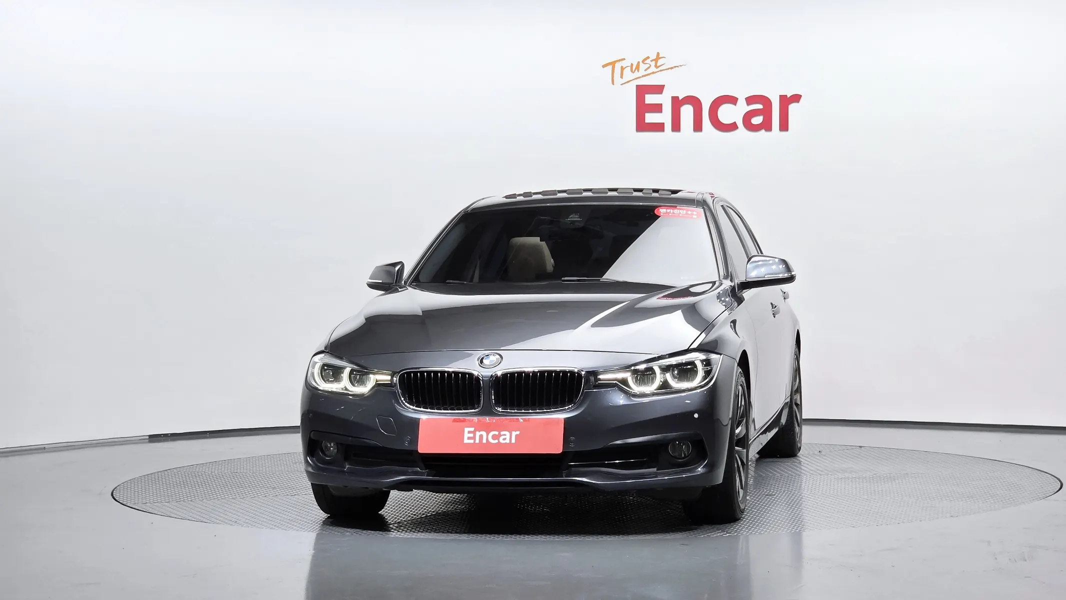 BMW 3 Series (F30) 320d 2015 2/33