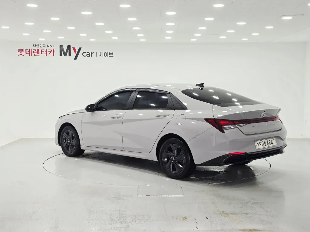 Hyundai (CN7) 2022 2/5
