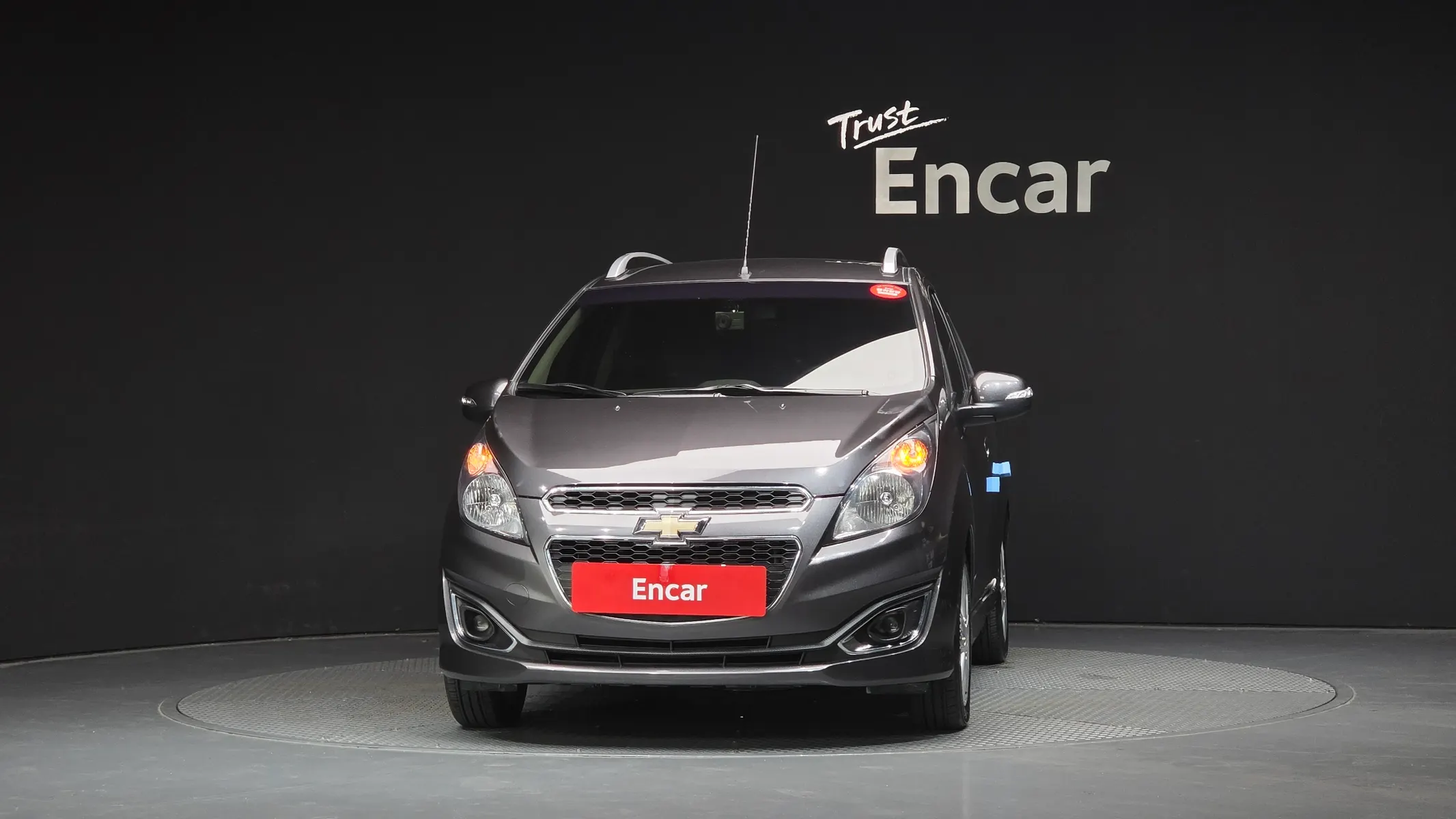 Chevrolet Spark LT 2014 2/5