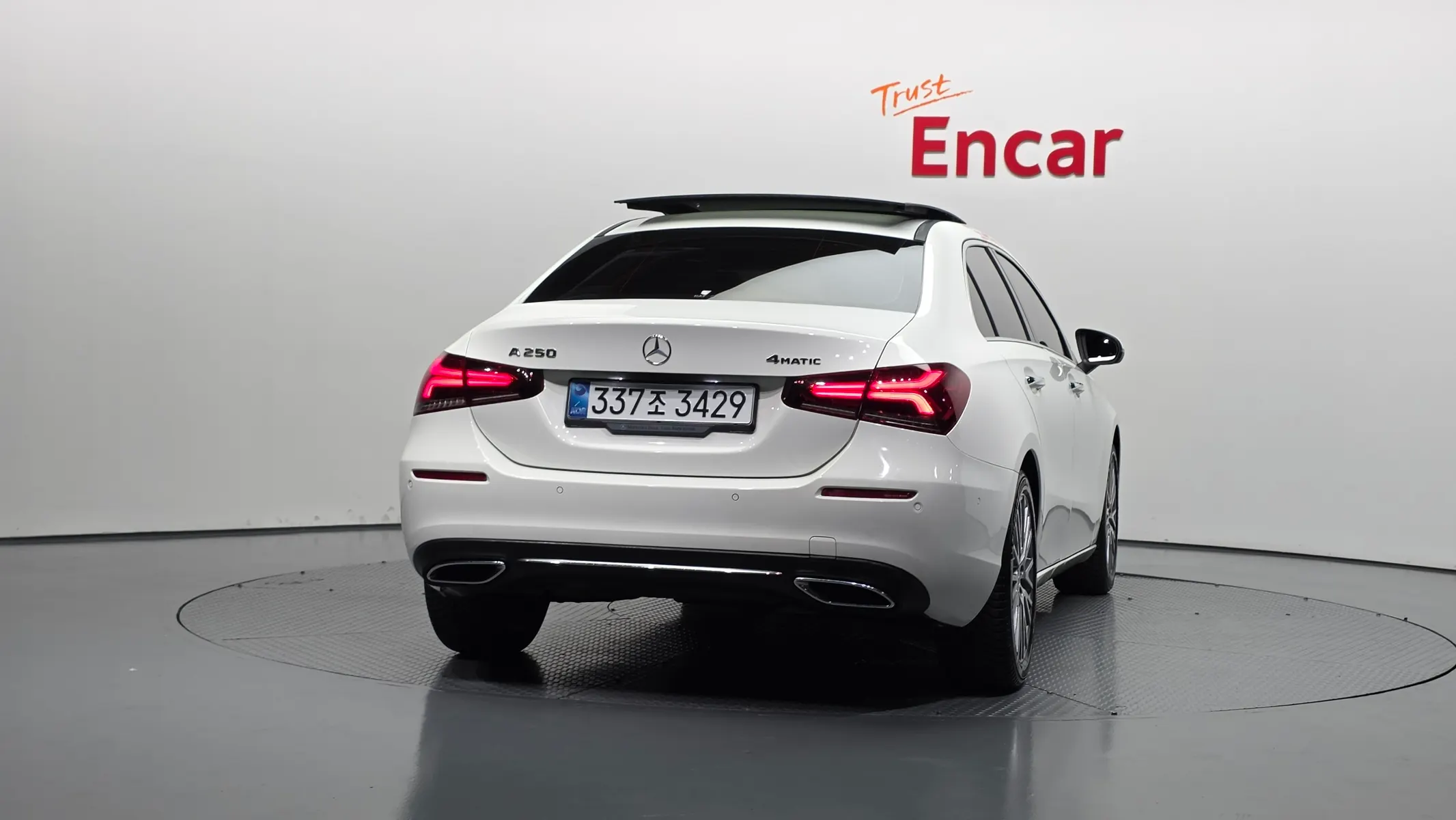Mercedes-Benz A-Class W177 A250 4MATIC 2021 3/32