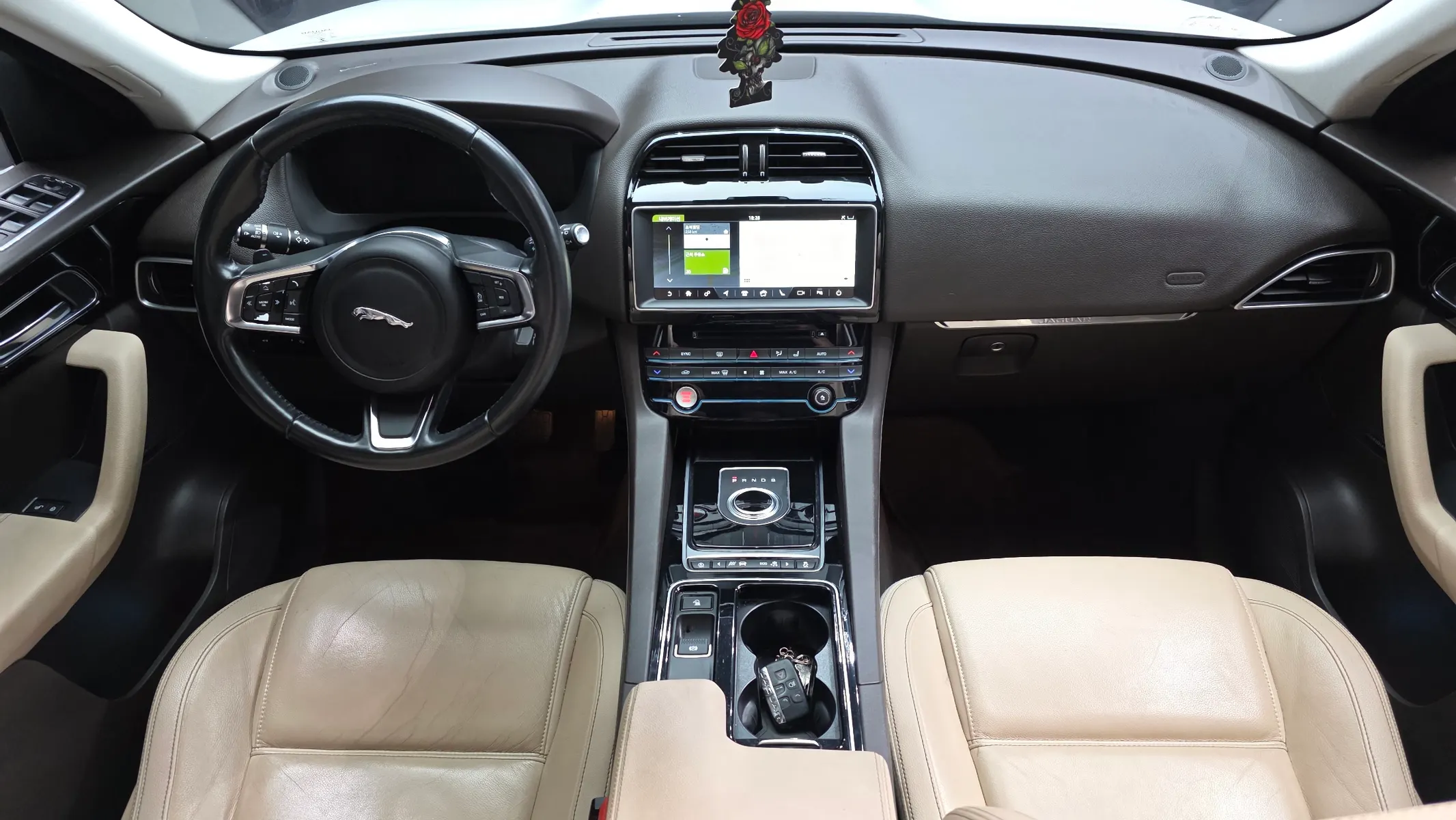 Jaguar F-PACE 20d 2017 4/5