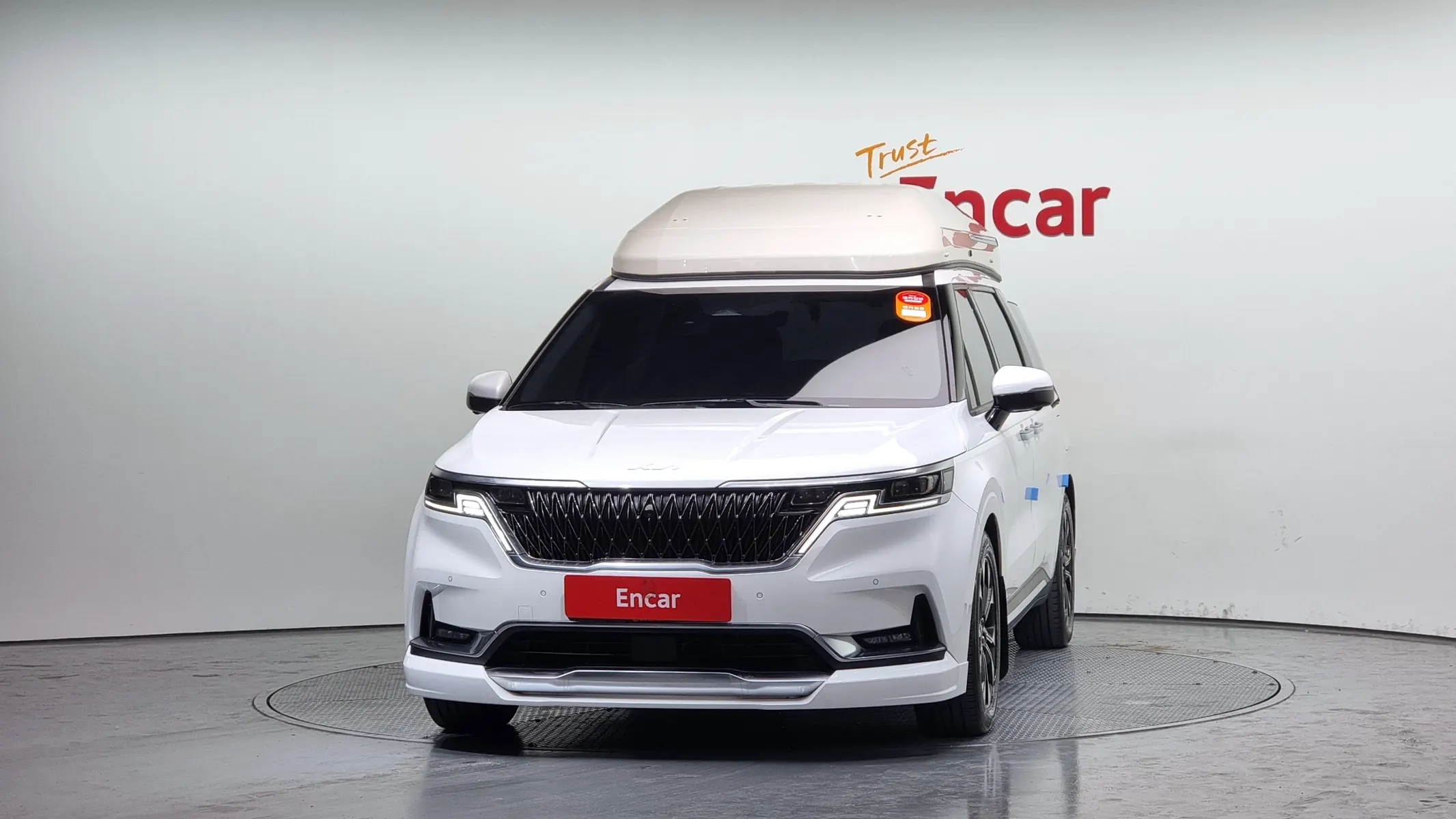 Kia Carnival 7 2020 2/5
