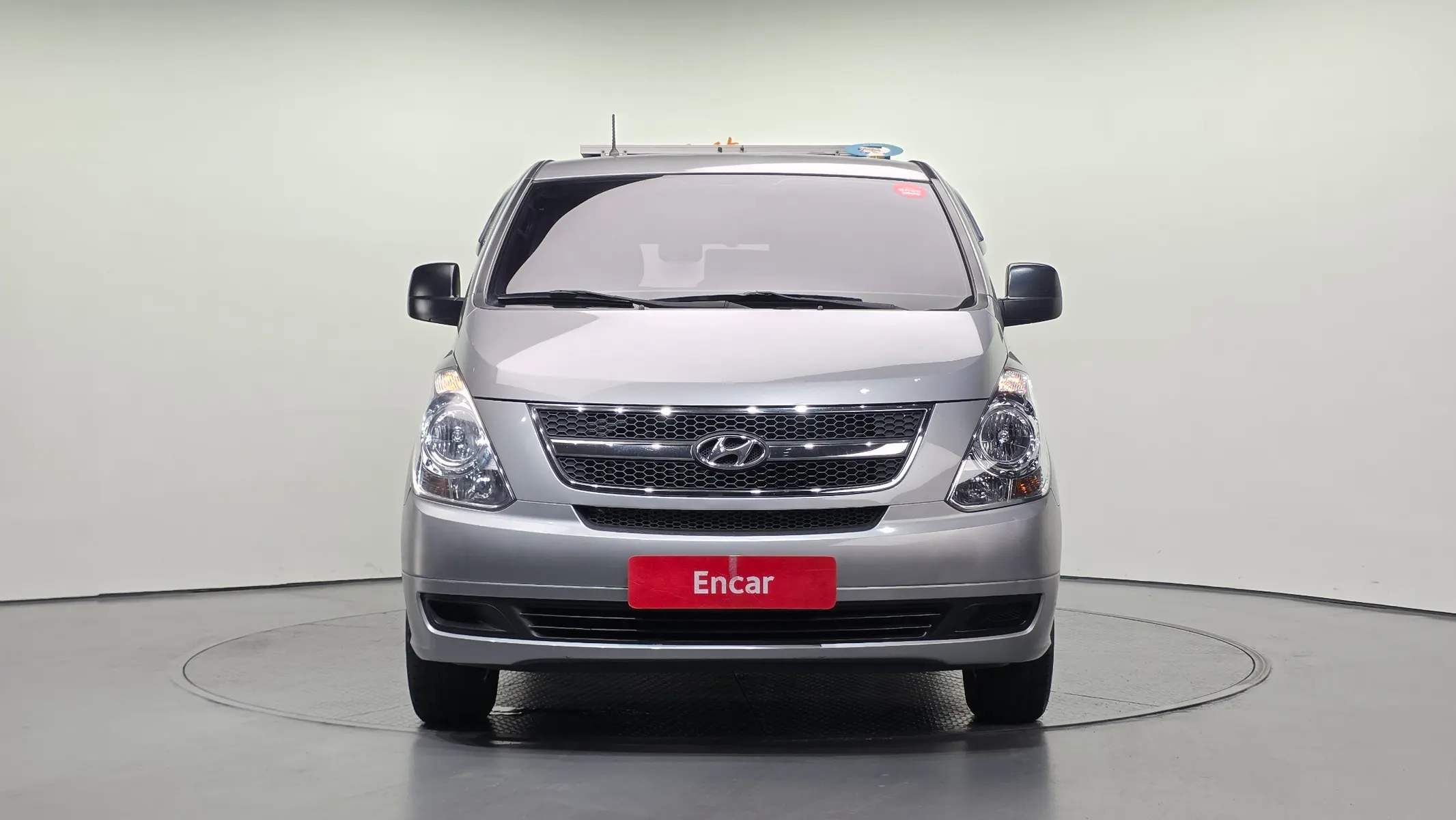 Hyundai Grand Starex 2011 3/21