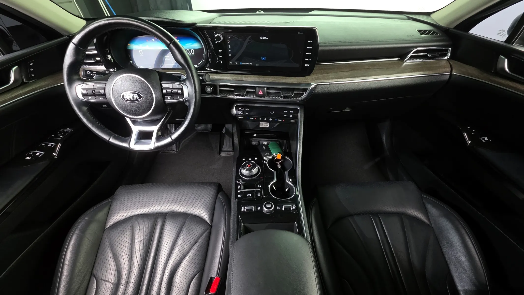 Kia K5 3 2.0 2020 4/5