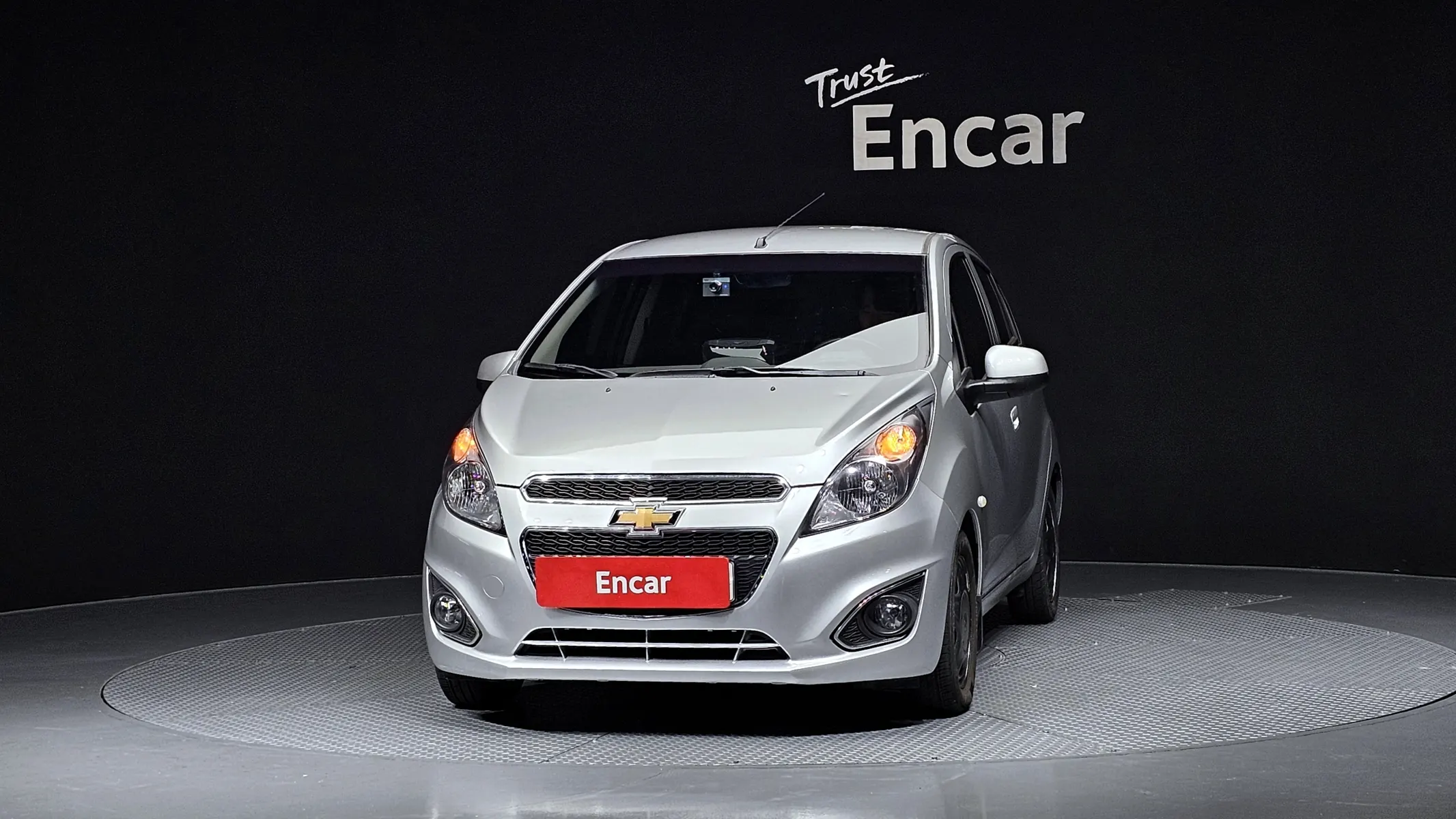 Chevrolet Spark LS 2014 2/5