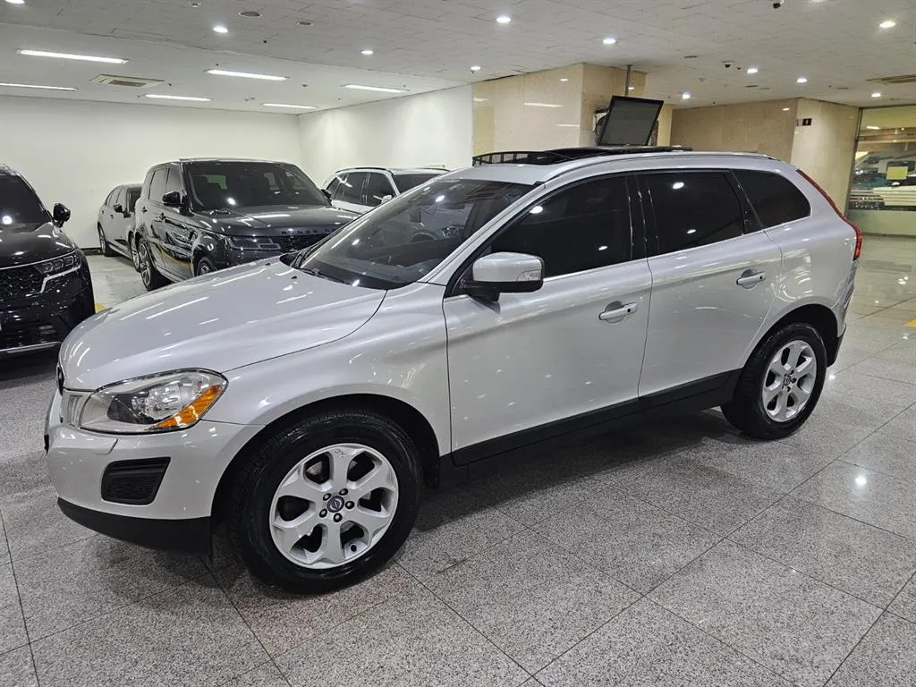 Volvo XC60 D4 2013 2/27