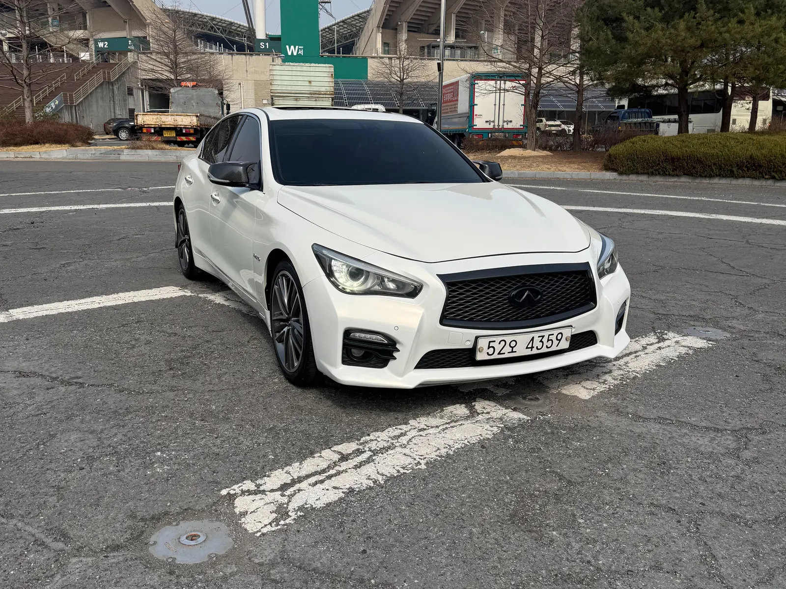 Infiniti Q50 3.5 2016 2/23