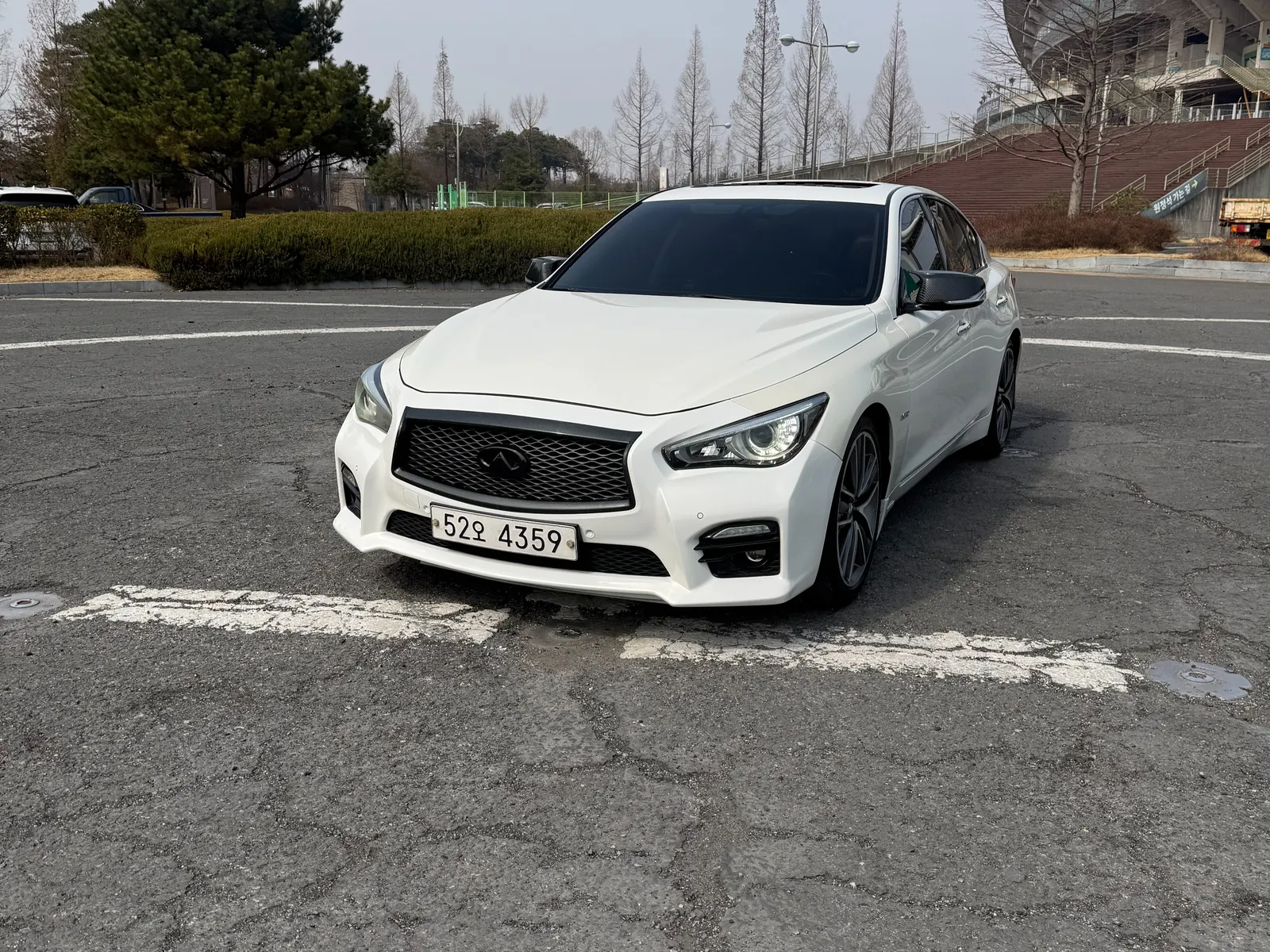 Infiniti Q50 3.5 2016 3/23