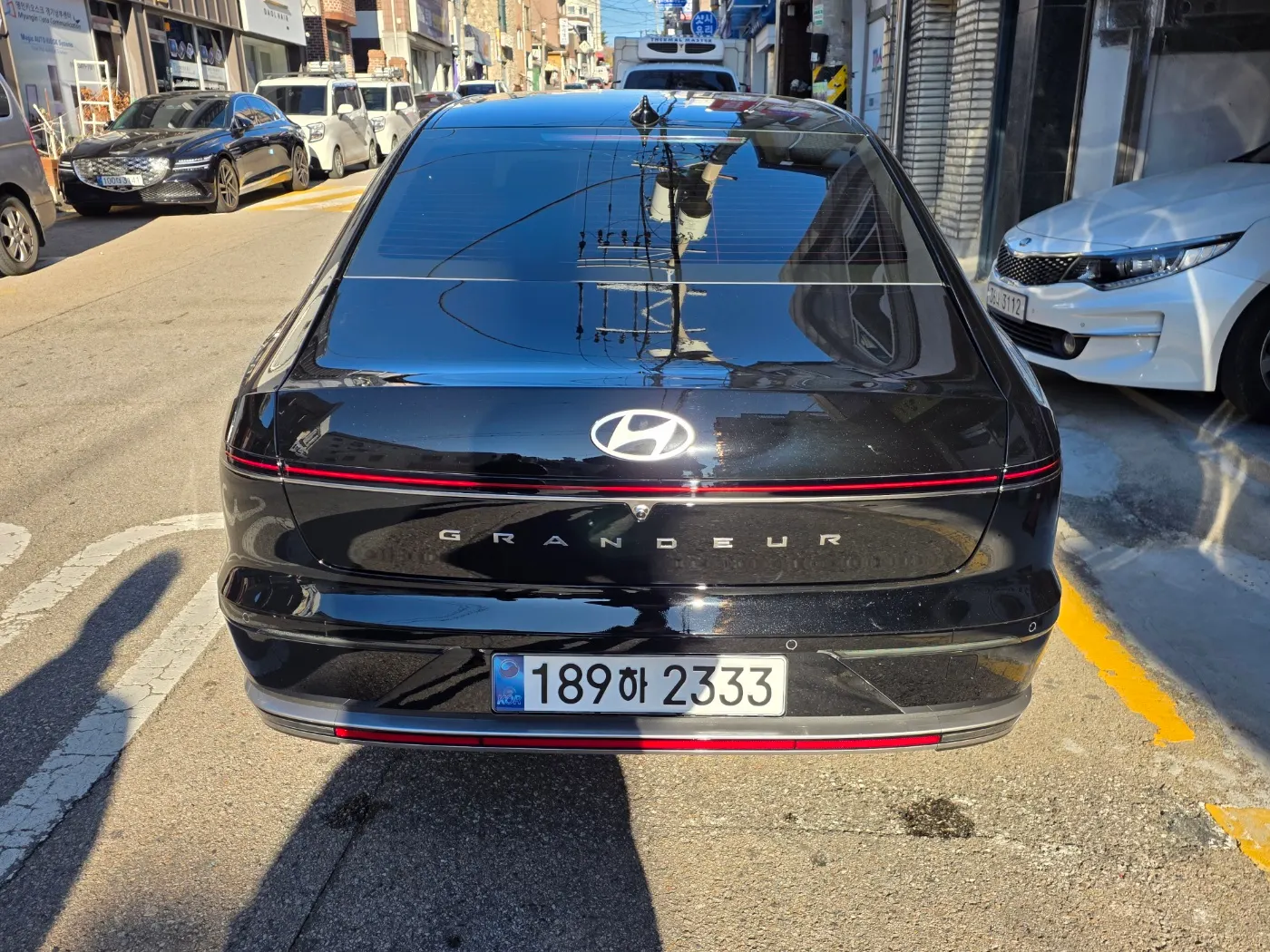 Hyundai (GN7) 2025 3/5