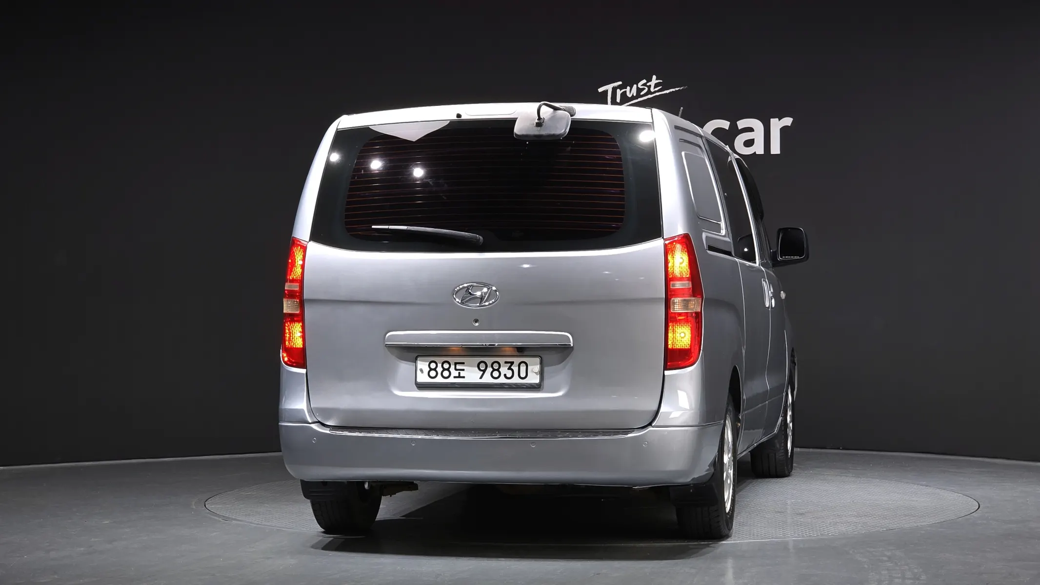 Hyundai Grand Starex 5 2013 3/5