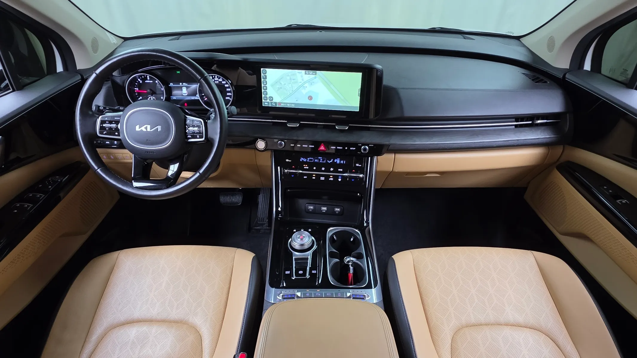 Kia Carnival 9 2022 4/5