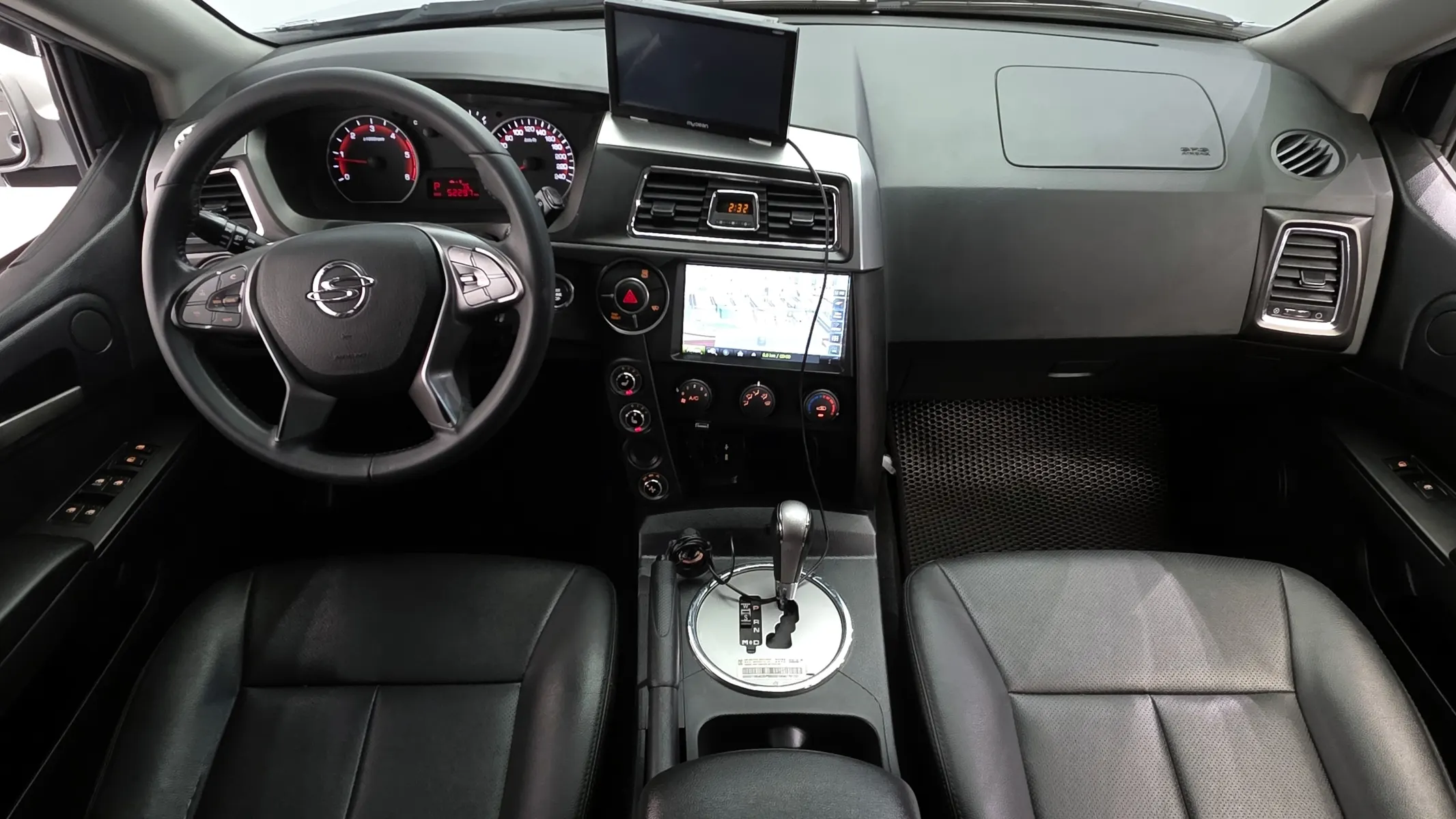 KG Mobility 코란도 스포츠 2.2 CX7 4WD 2017 4/5