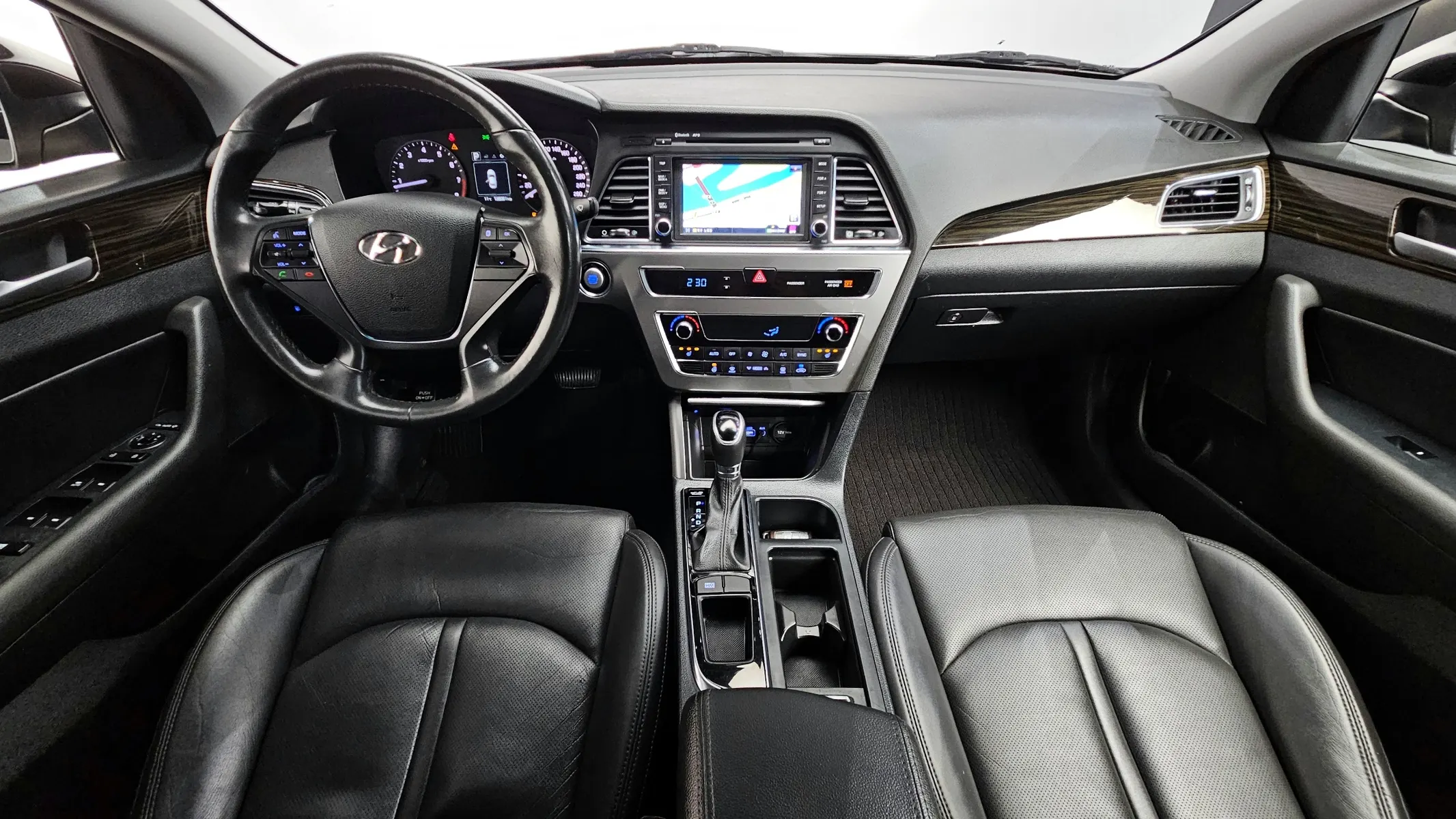 Hyundai LF 2.0 2016 4/5