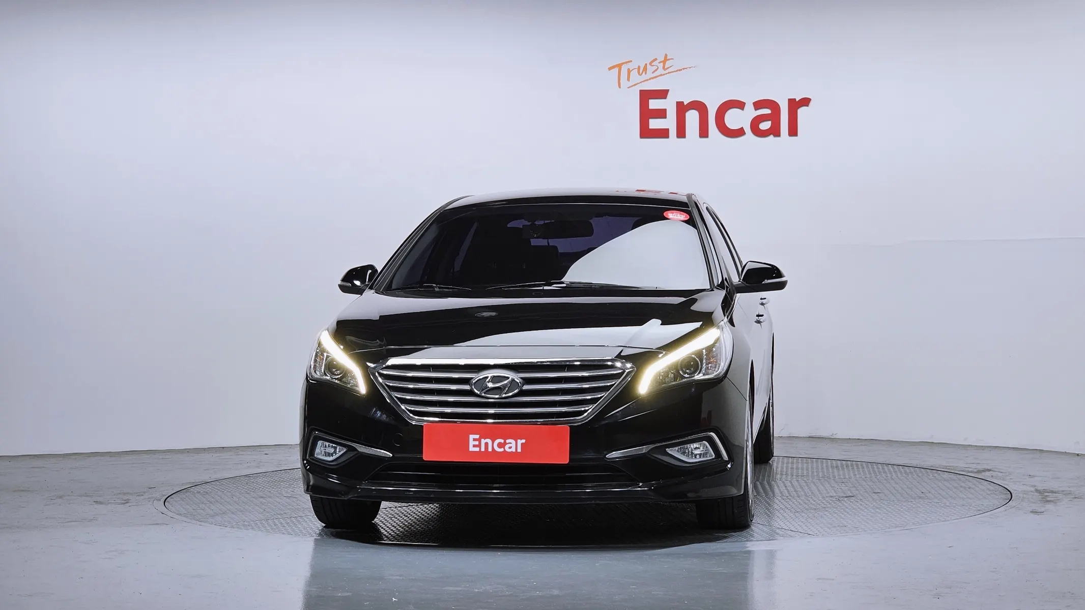 Hyundai LF 2.0 2016 2/5