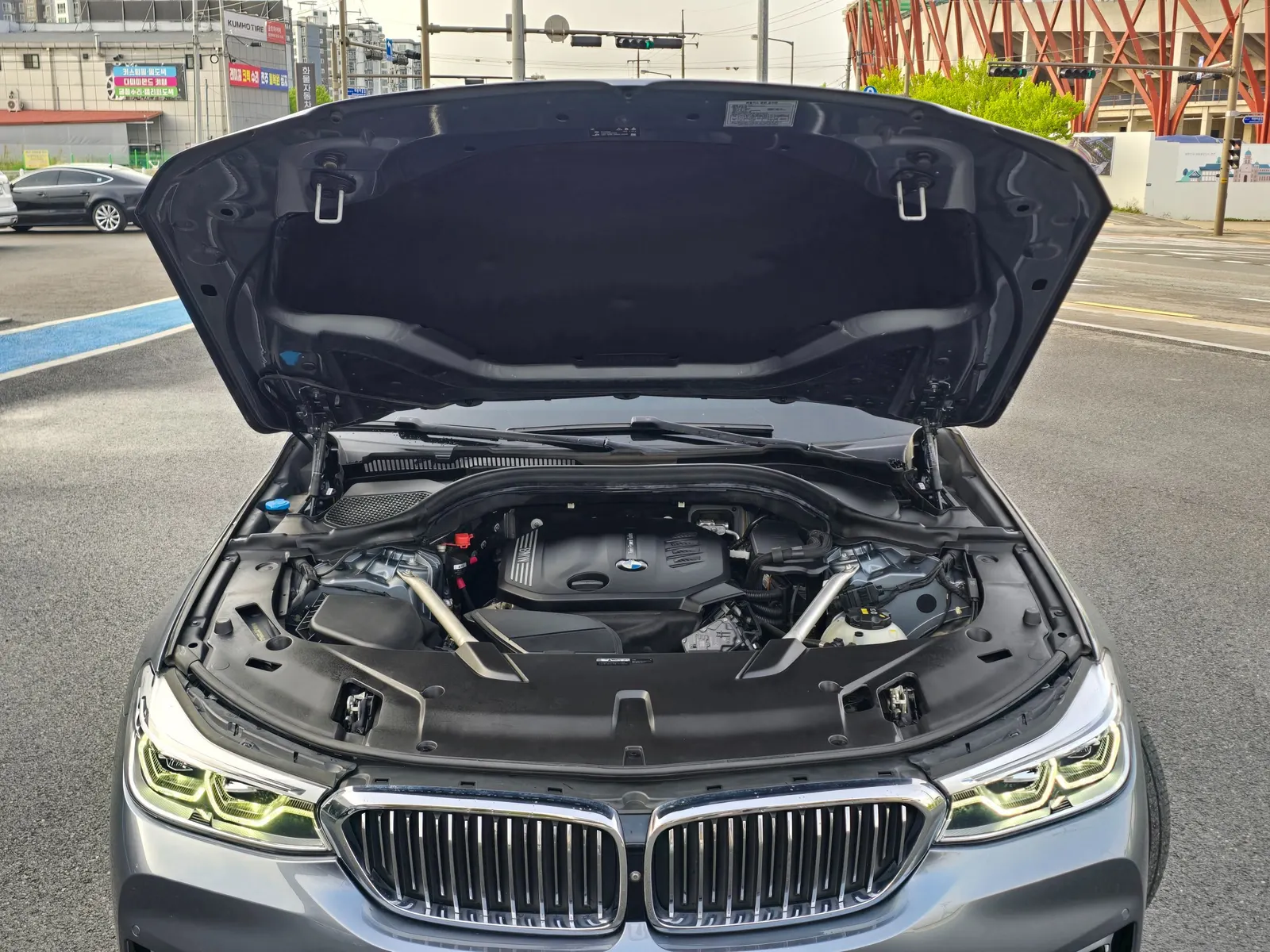 BMW 6 Series GT (G32) 620d 2019 20/21