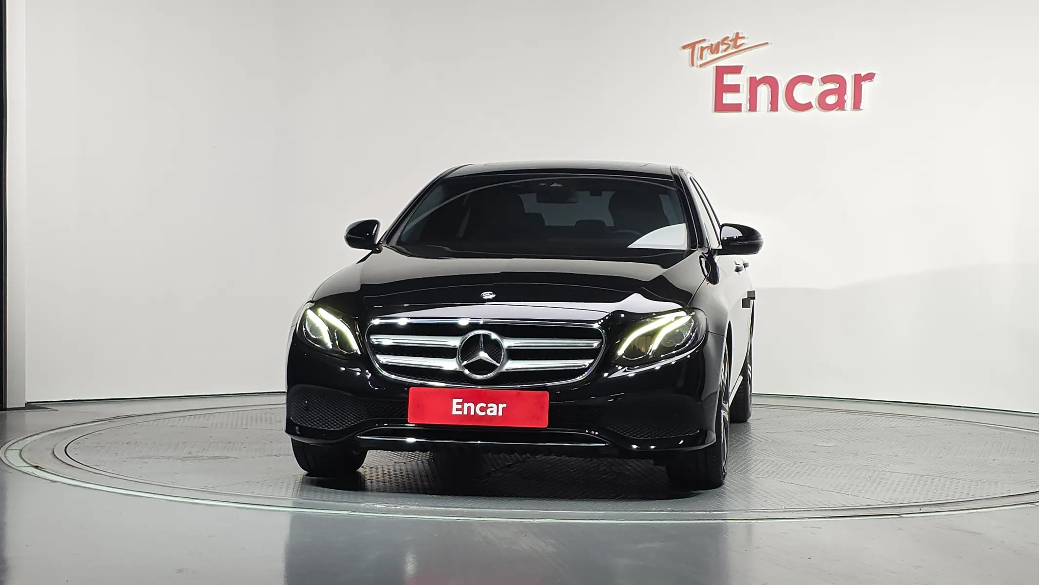 Mercedes-Benz E-Class W213 E300 2019 3/21
