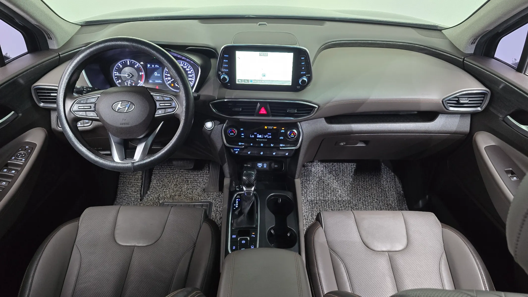Hyundai TM 2.0 2WD 2018 4/5