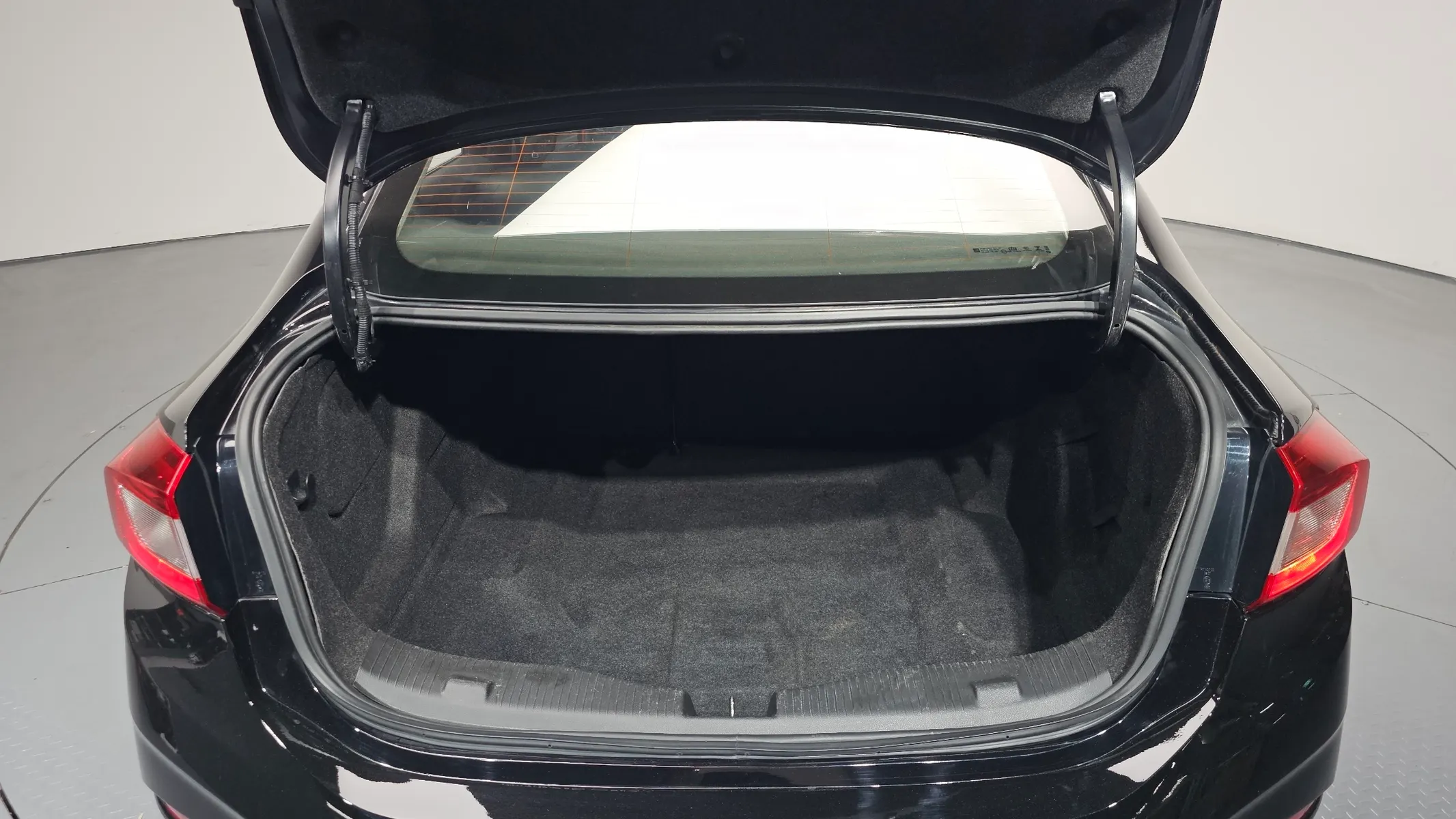 Chevrolet 크루즈 1.4 LS 2017 20/21