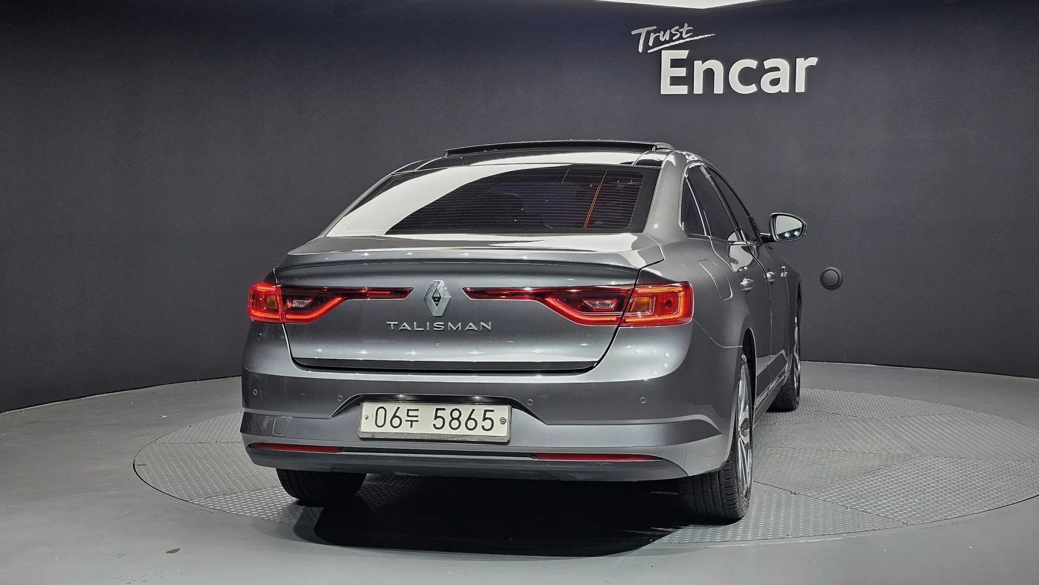 Renault Korea SM6 2.0 LPe LE () 2017 3/5