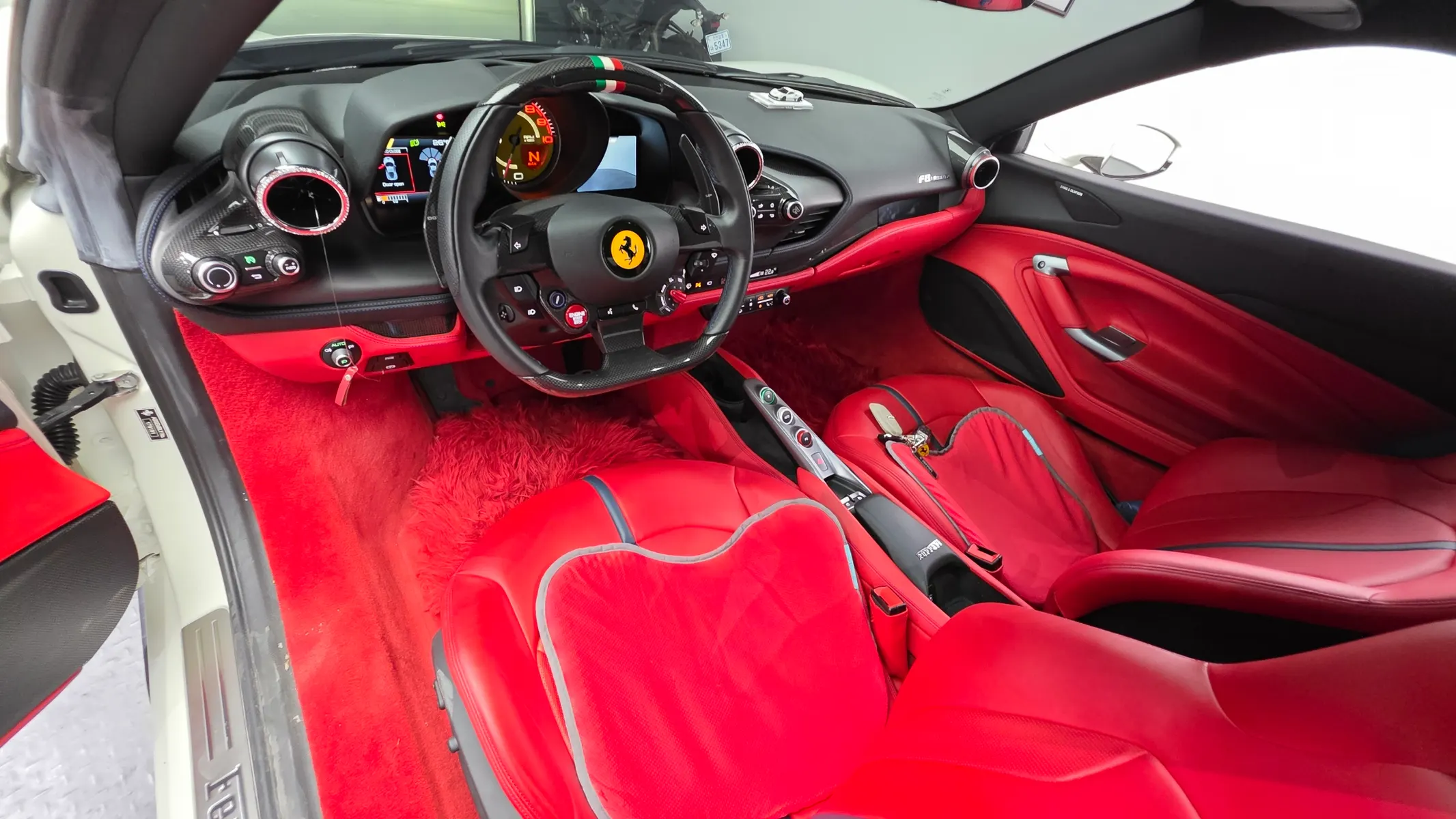 Ferrari F8 3.9 V8 2020 4/5