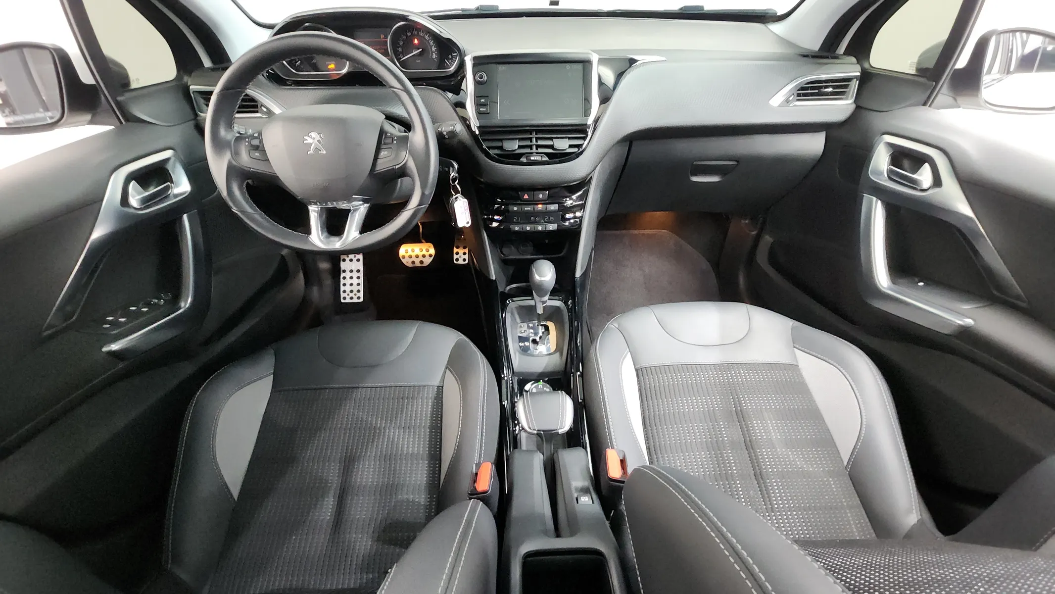 Peugeot 2008 1.5 BlueHDi 2019 4/5