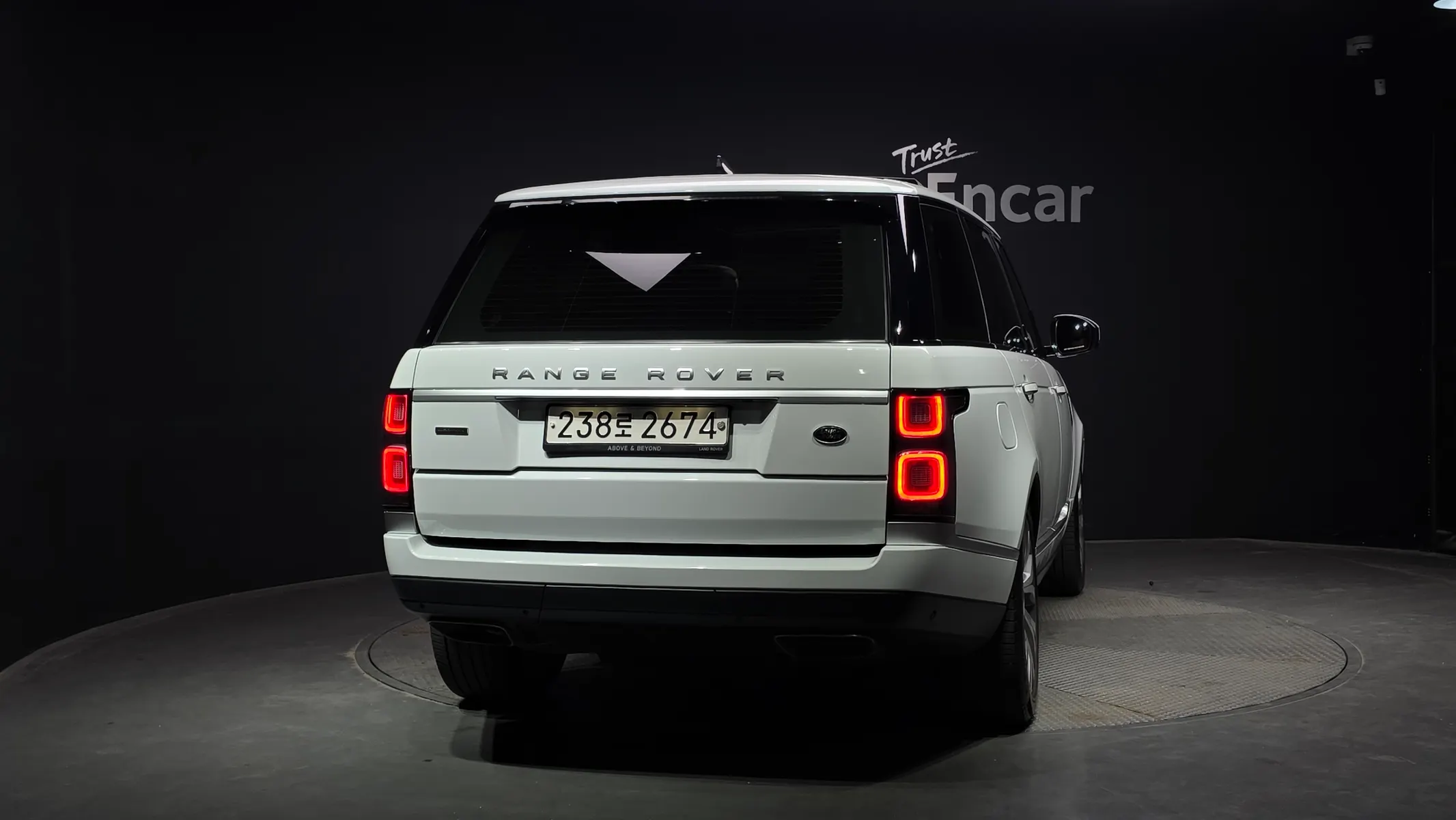 Land Rover 4 4.4 SDV8 AB LWB 2019 3/39