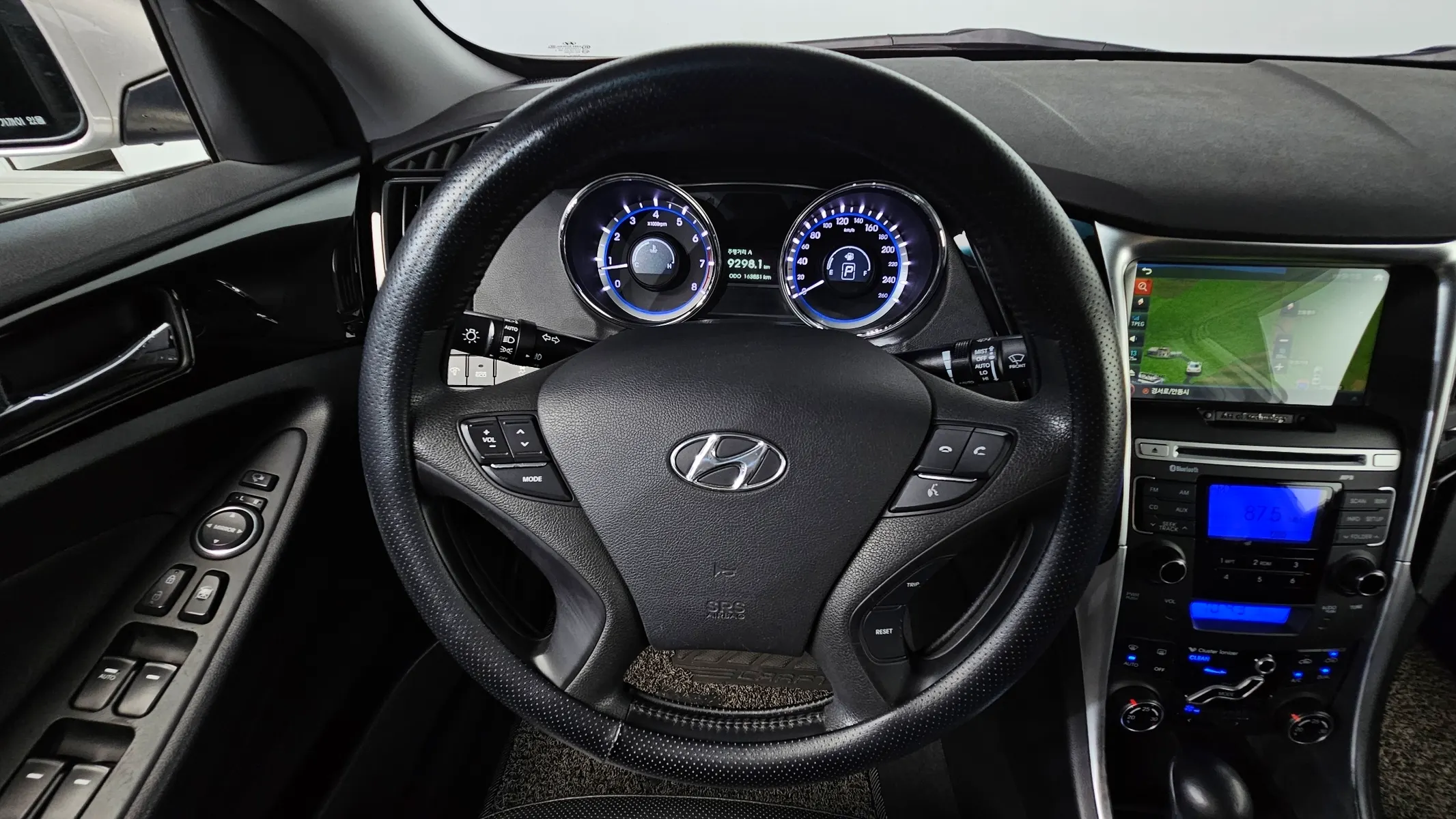 Hyundai YF Y20 2011 20/21