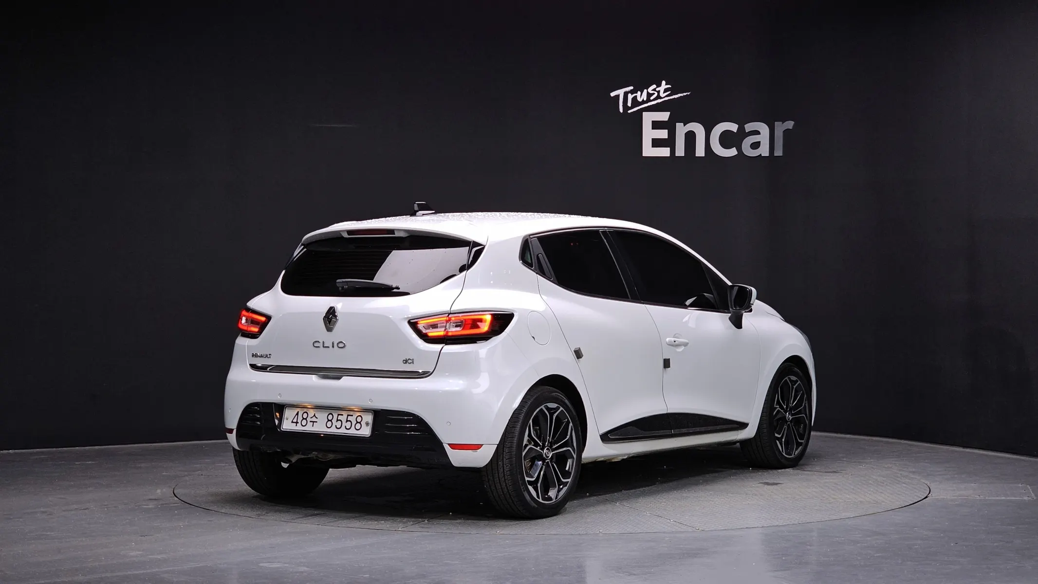 Renault Korea 클리오 2018 2/21