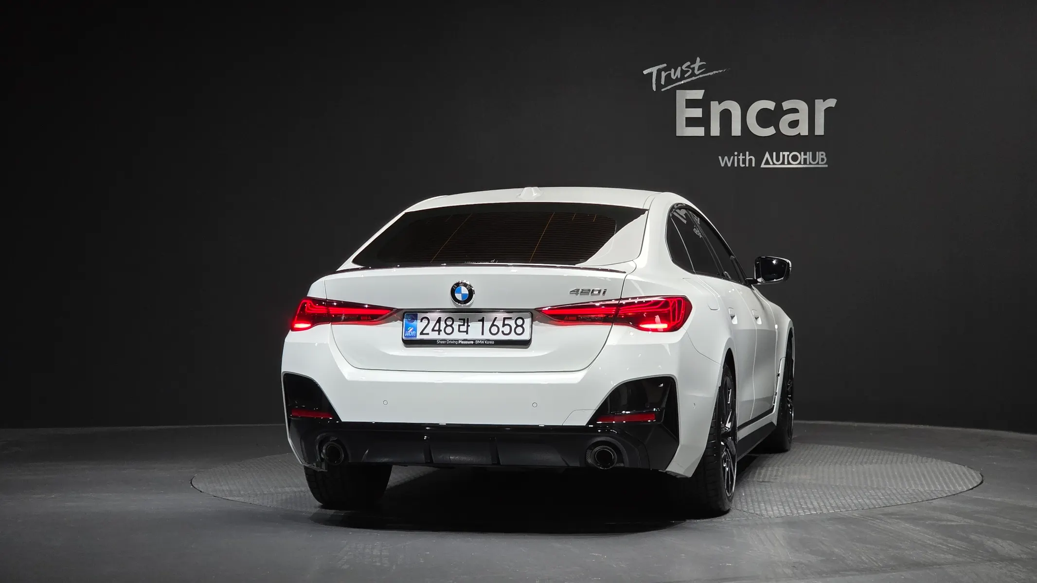 BMW 4 Series (G22) 420i M 2025 3/36