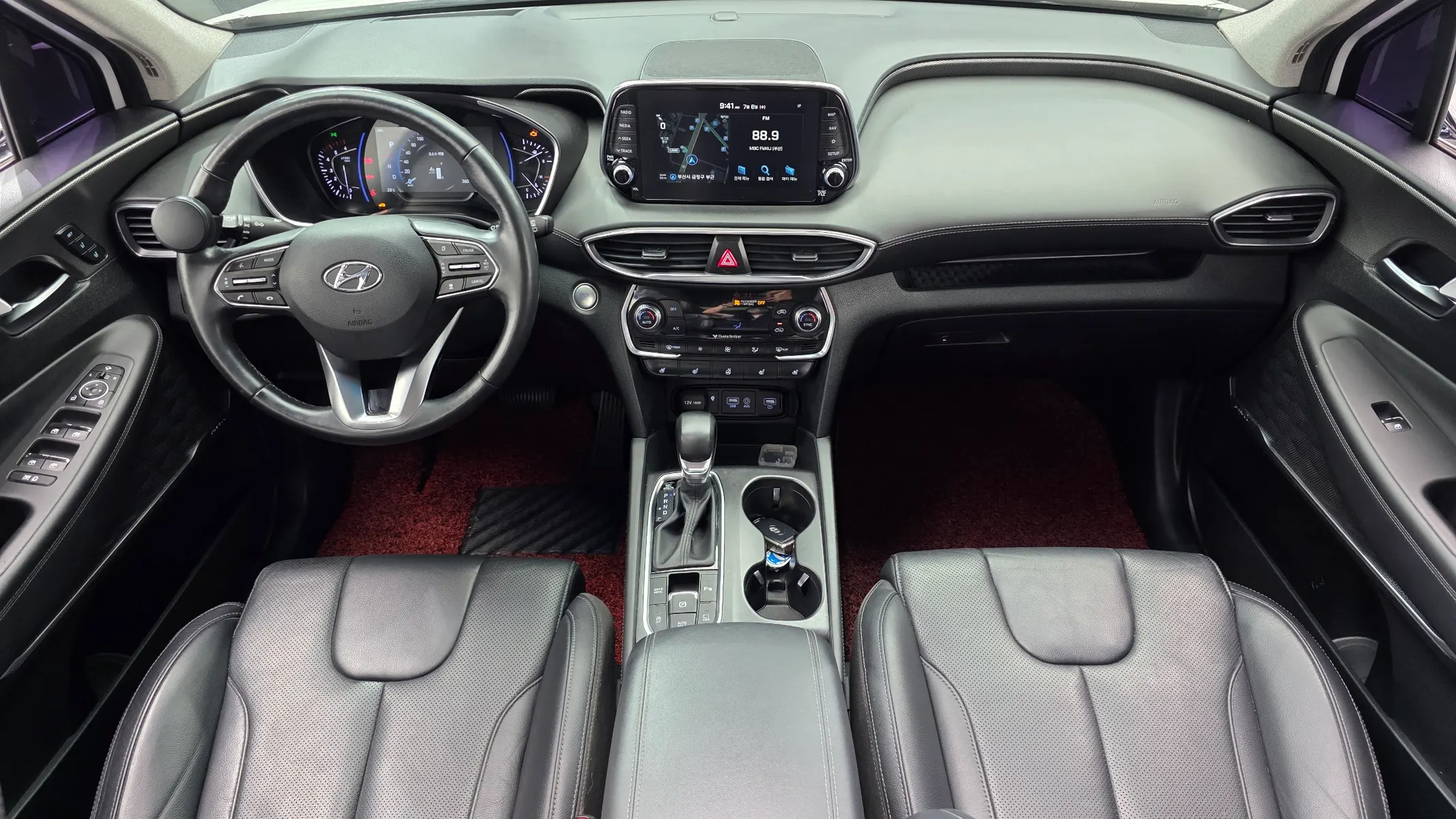 Hyundai TM 2.0 2WD 2018 4/5