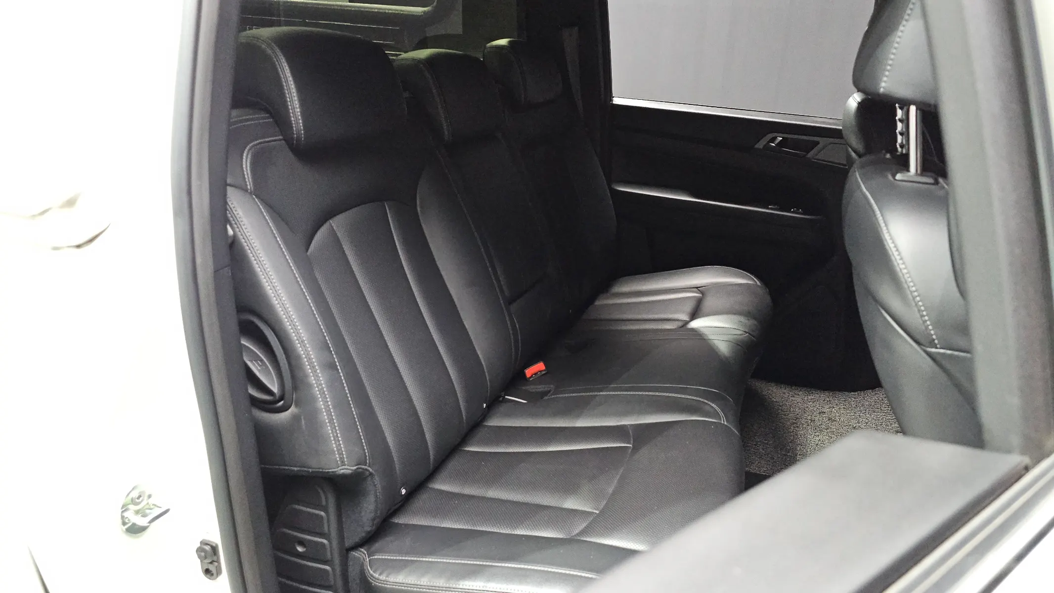 KG Mobility 렉스턴 스포츠 2.2 4WD 2022 30/31