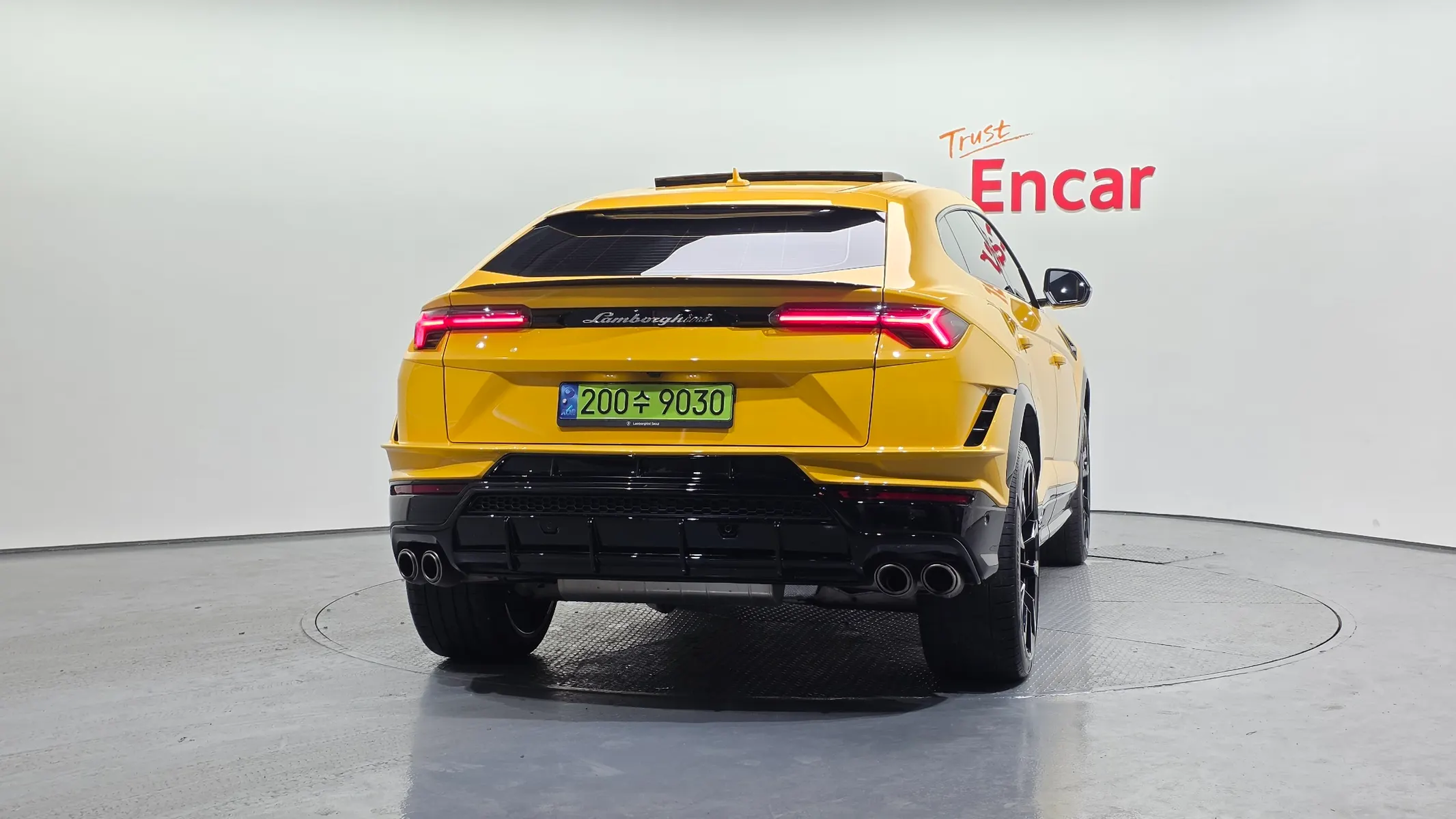 Lamborghini 우루스 4.0 V8 S 2024 3/5