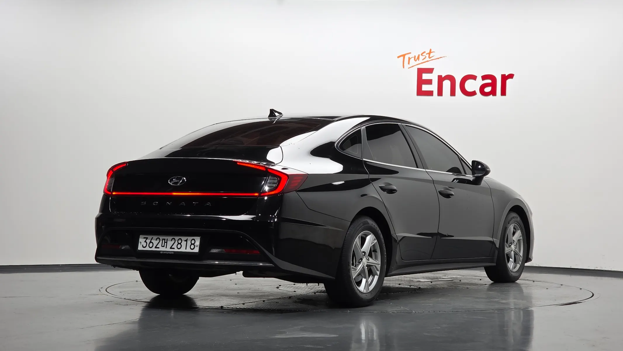 Hyundai (DN8) 2.0 LPG() 2022 2/32