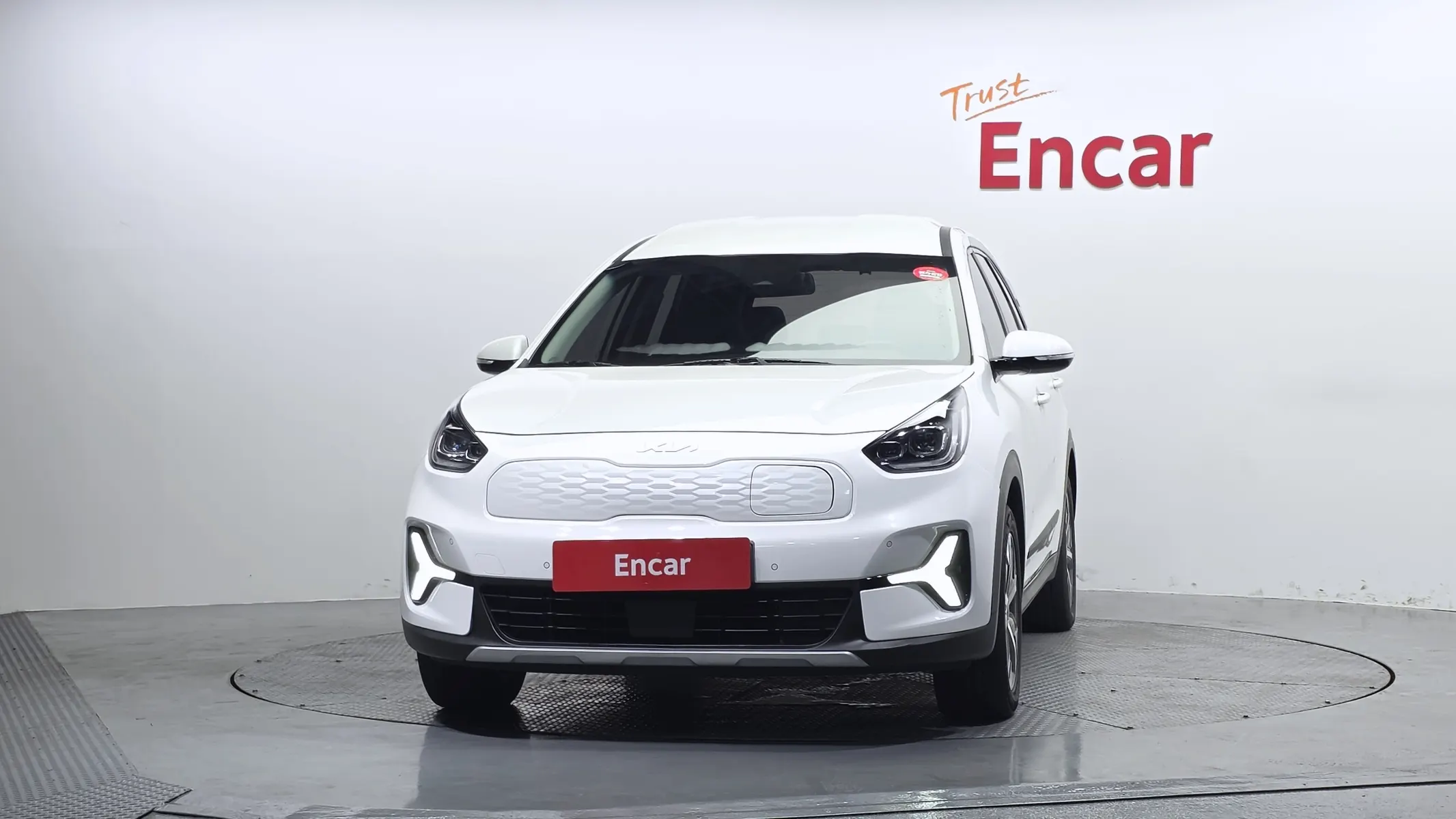 Kia 니로 플러스 2022 2/5