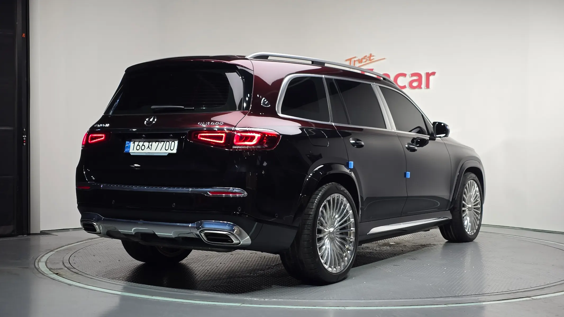 Mercedes-Benz GLS-Class X167 GLS600 4MATIC 2023 2/33
