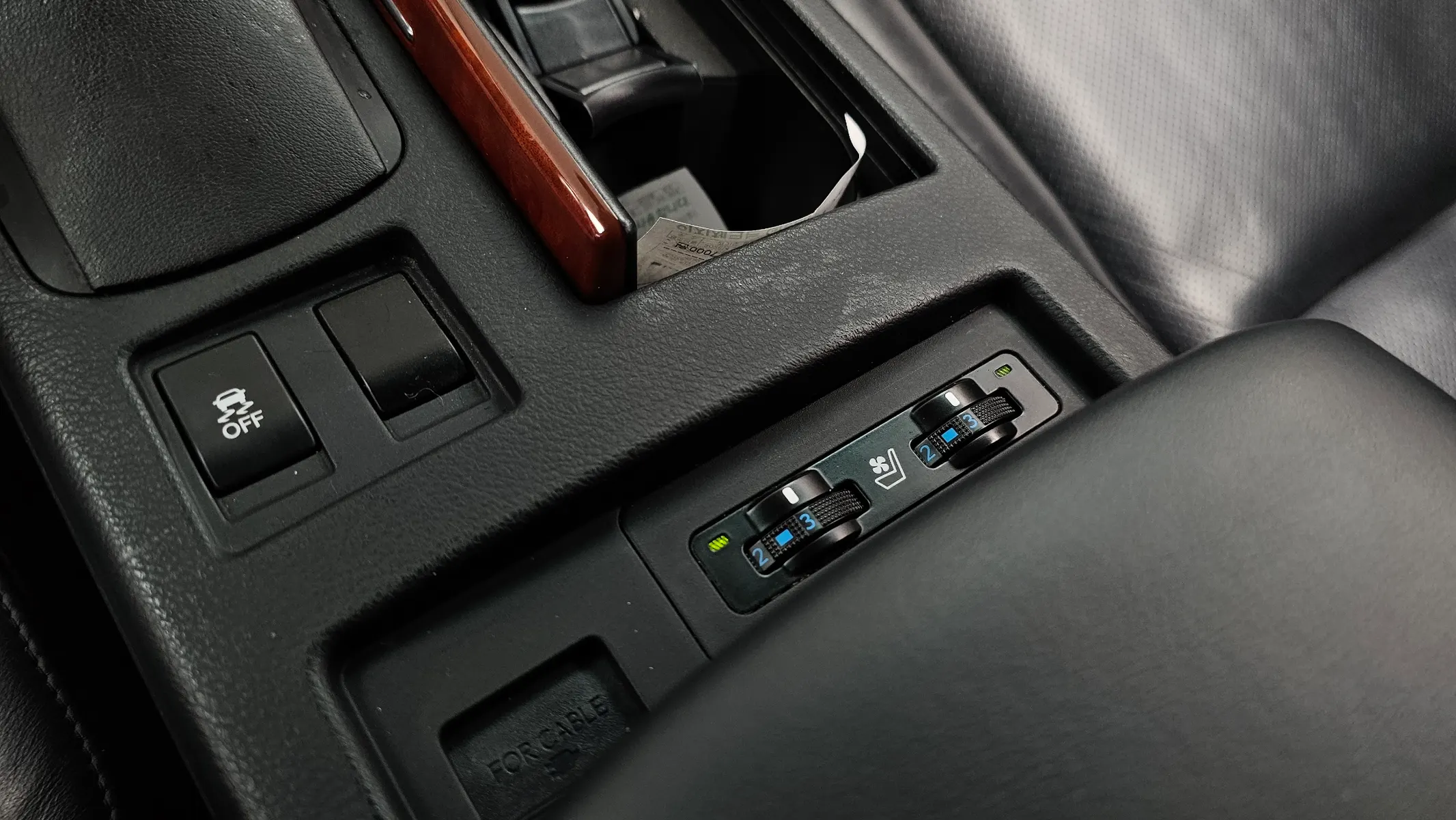 Lexus RX450h Standard 2009 34/35