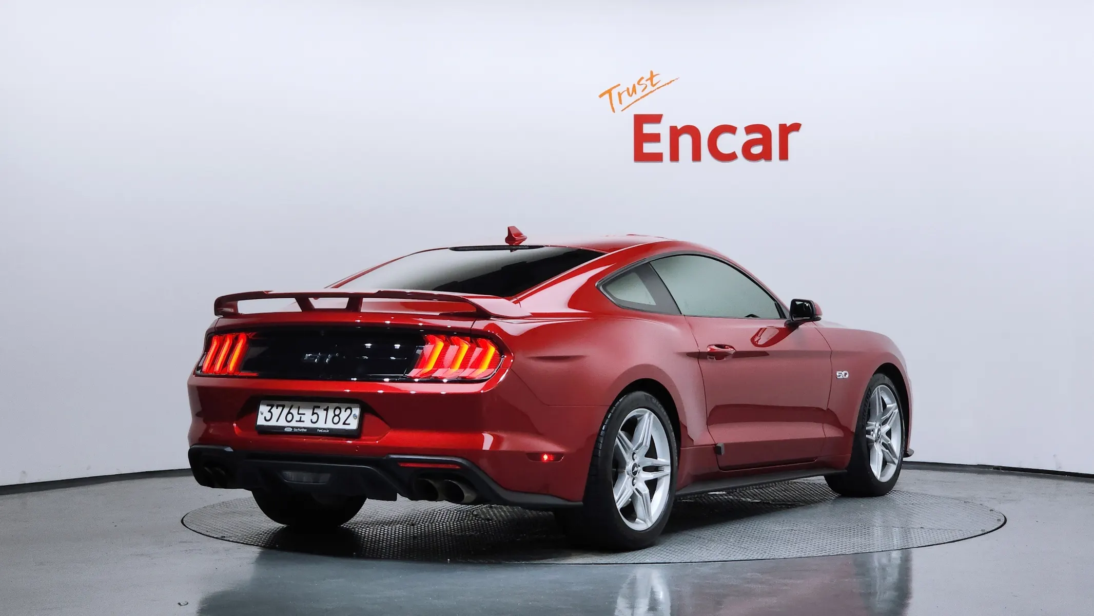 Ford 머스탱 GT 2020 2/36