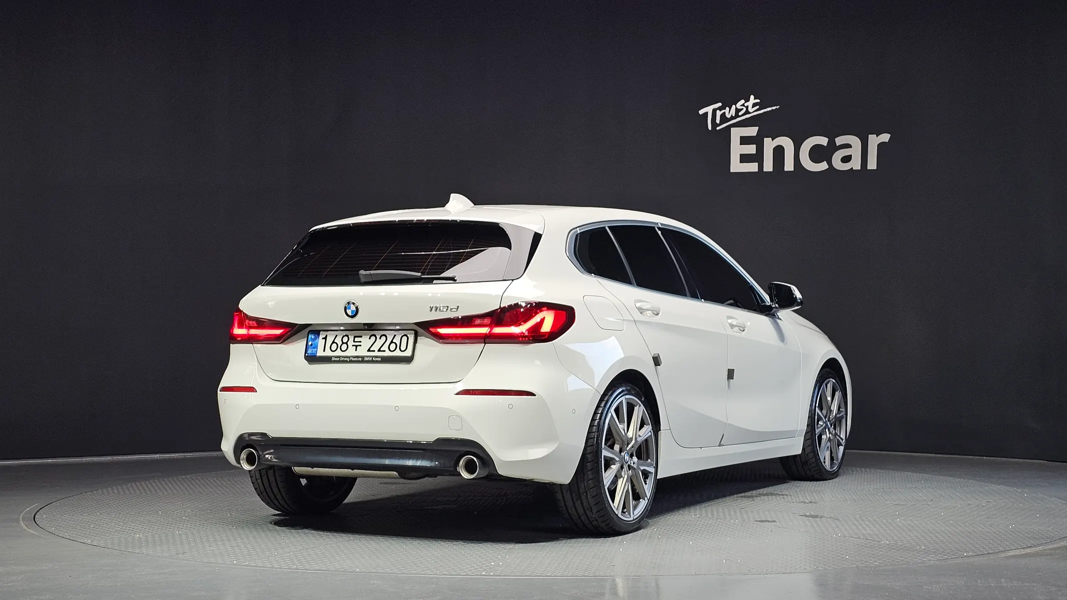 BMW 1 Series (F40) 118d 2021 2/31