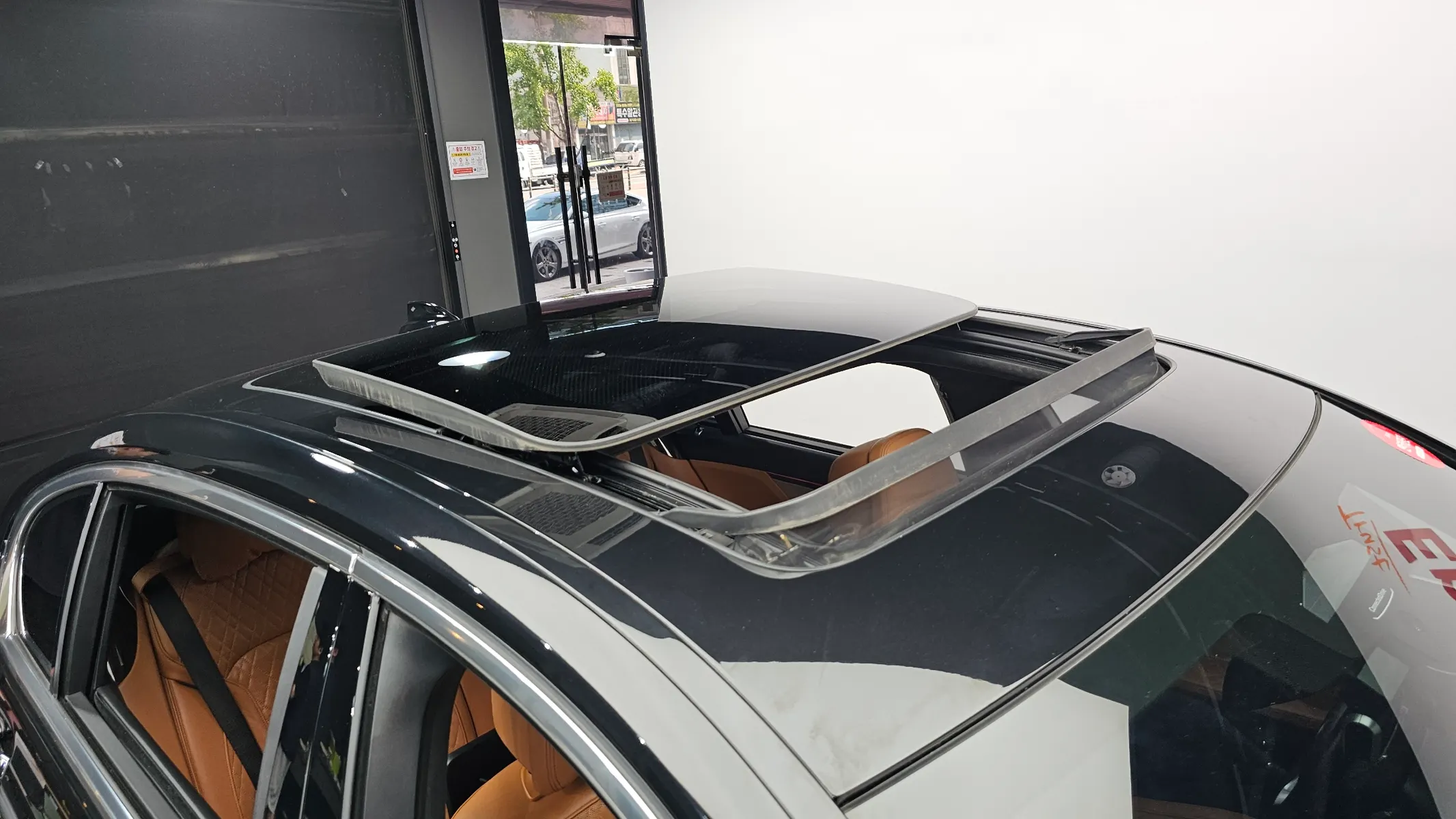 BMW 7 Series (G11) 745Le i 2020 20/21