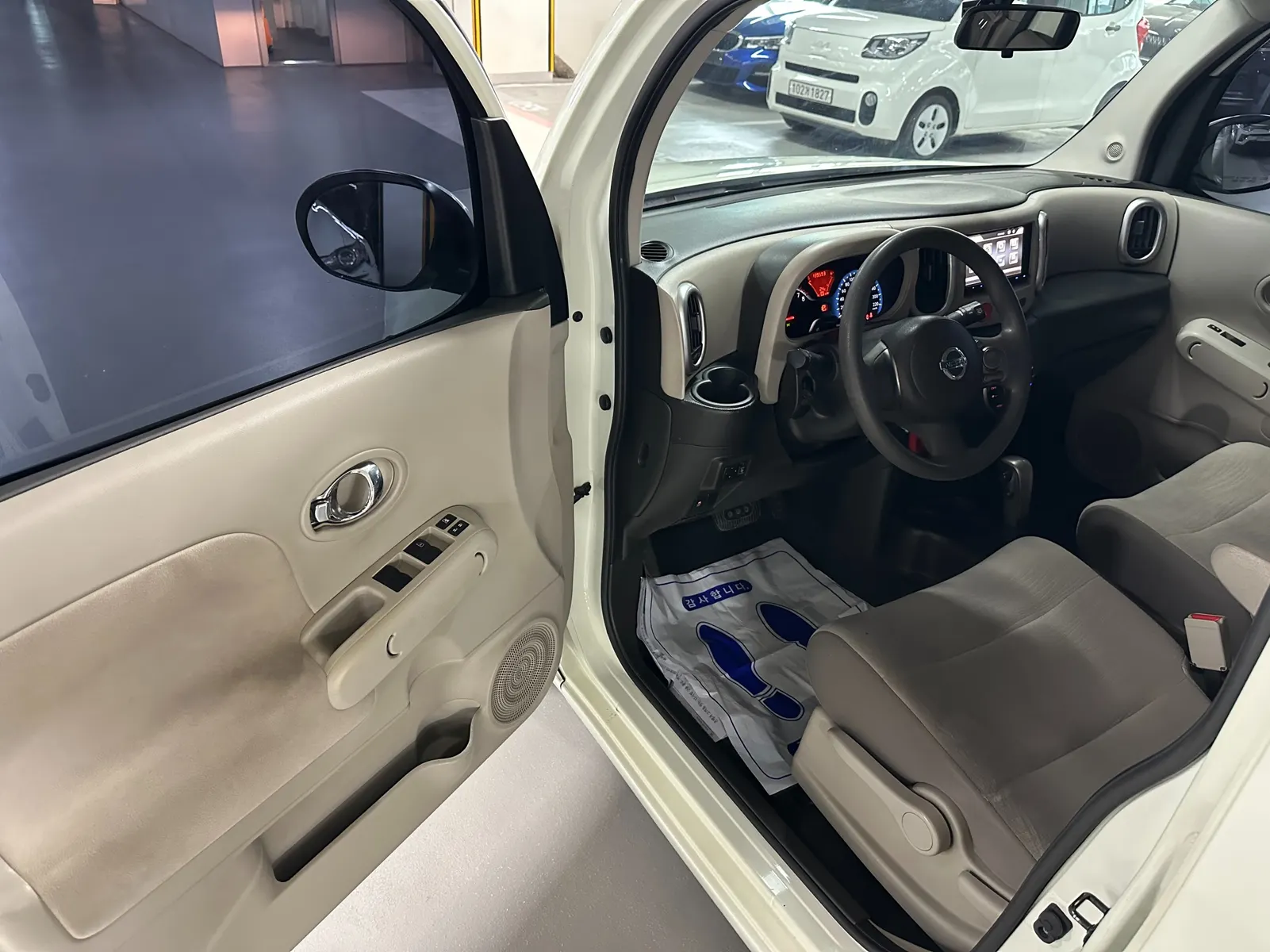 Nissan 큐브 1.8 SL 2011 4/5