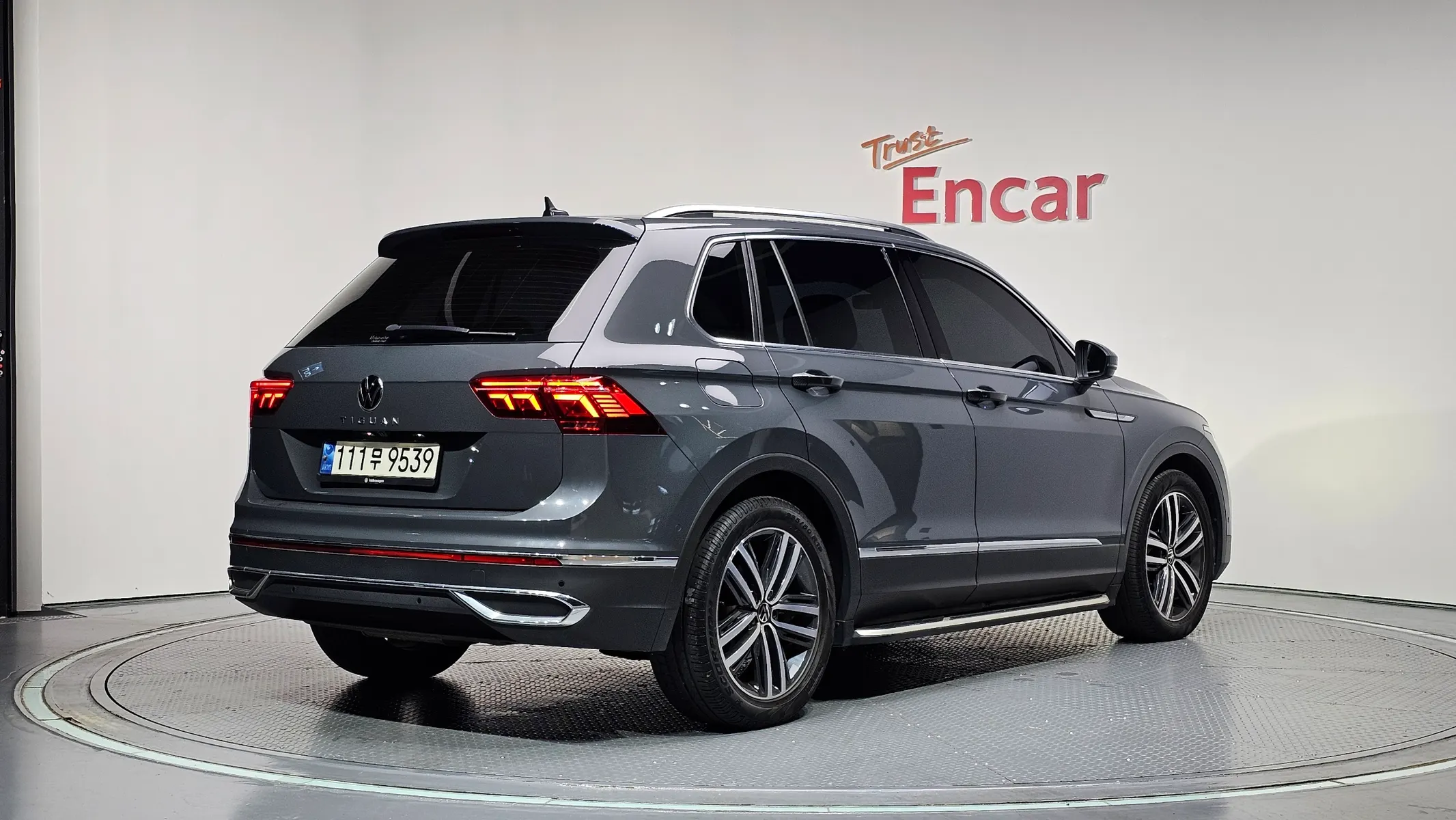 Volkswagen 2 2.0 TDI 2022 2/36