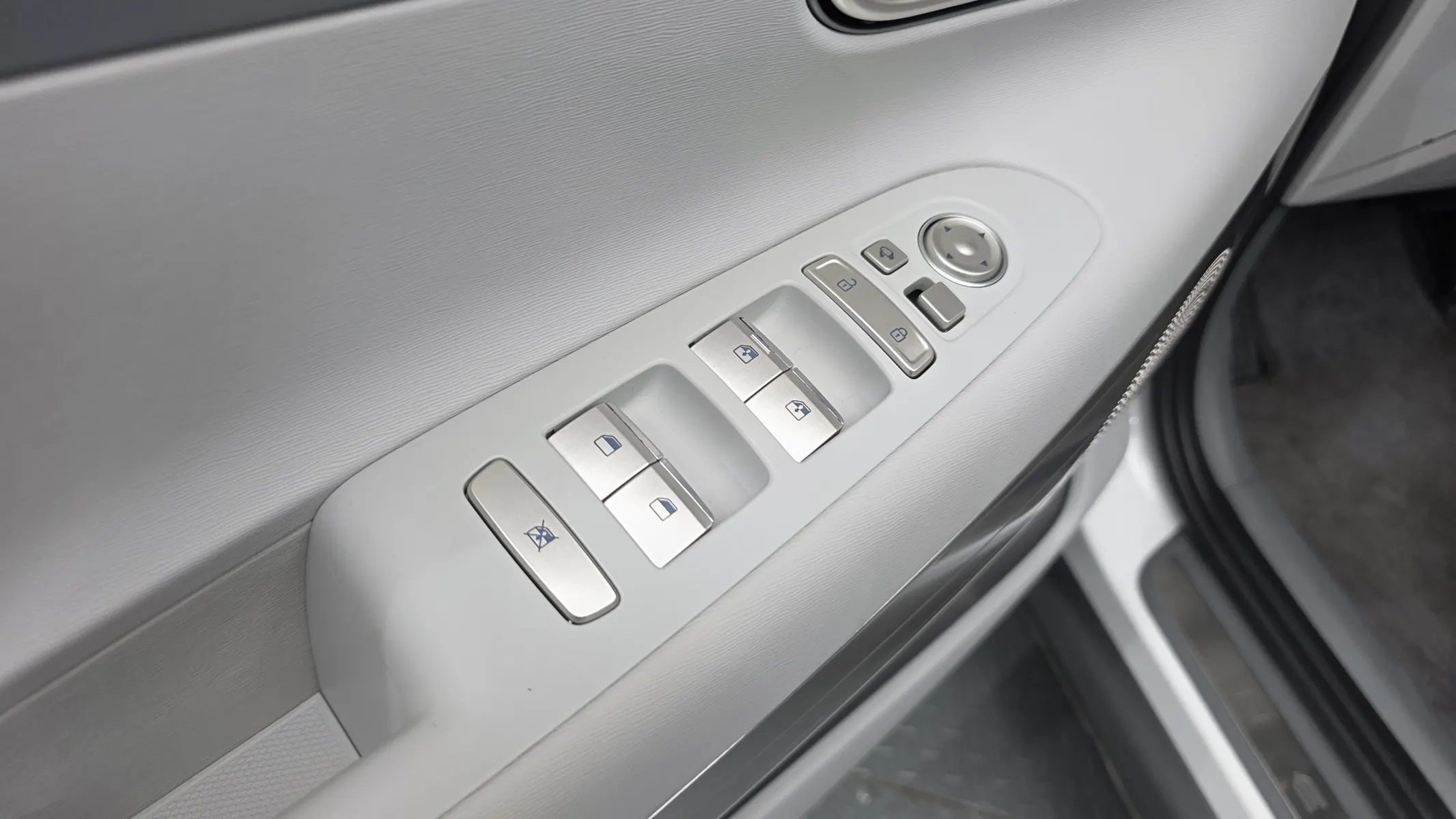 Hyundai 넥쏘 2022 36/37