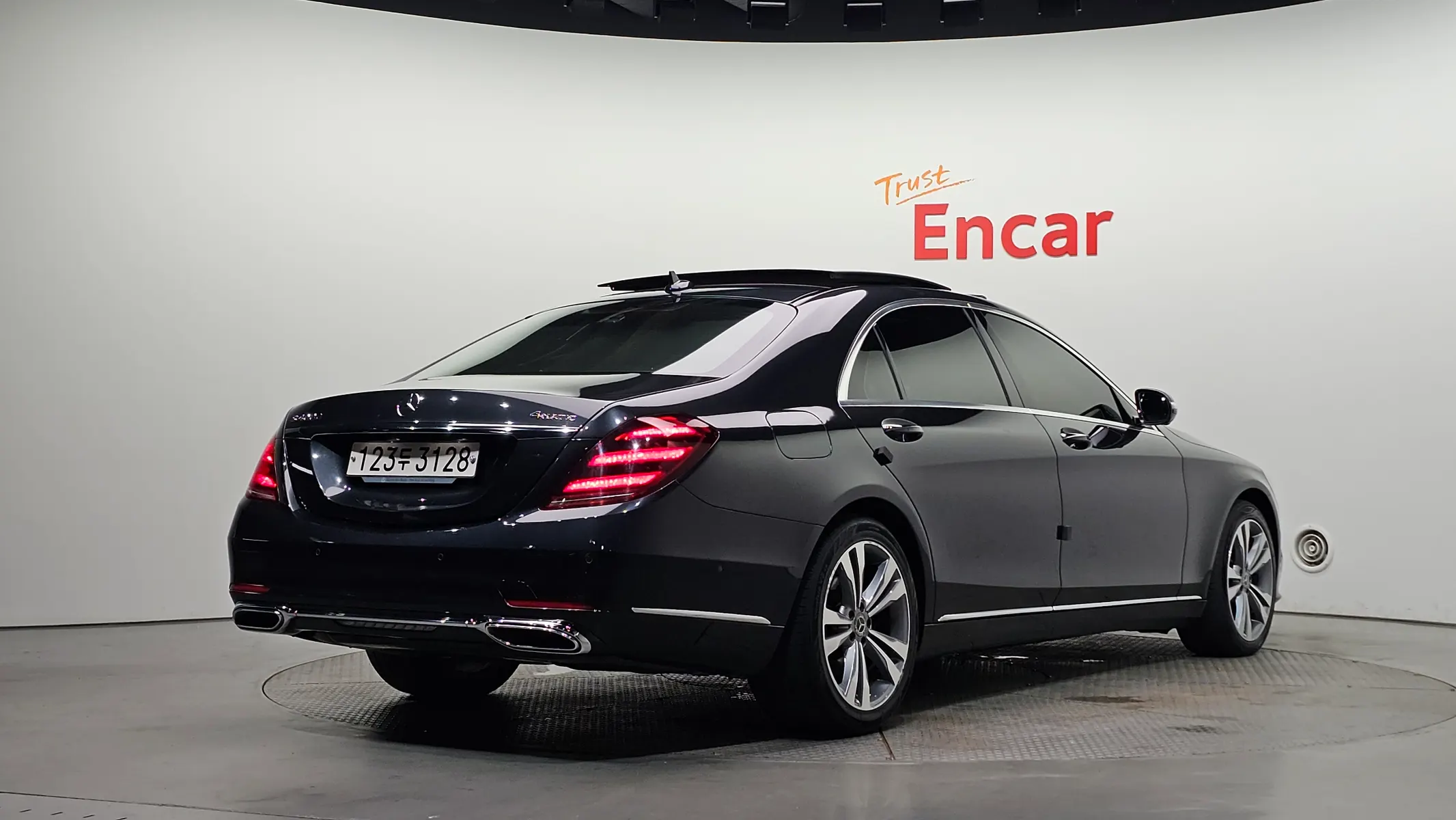 Mercedes-Benz S-Class W222 S400L d 4MATIC 2018 2/33