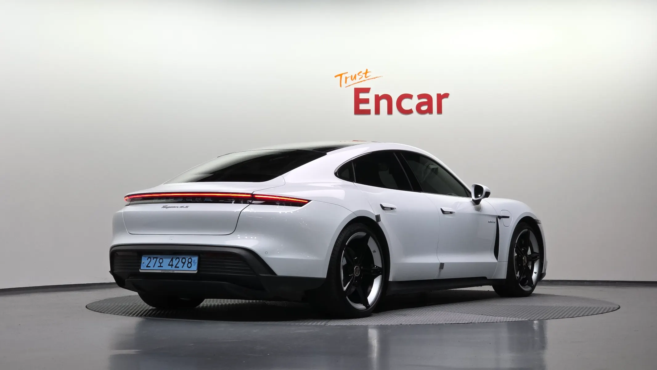 Porsche 타이칸 4S 2023 2/21
