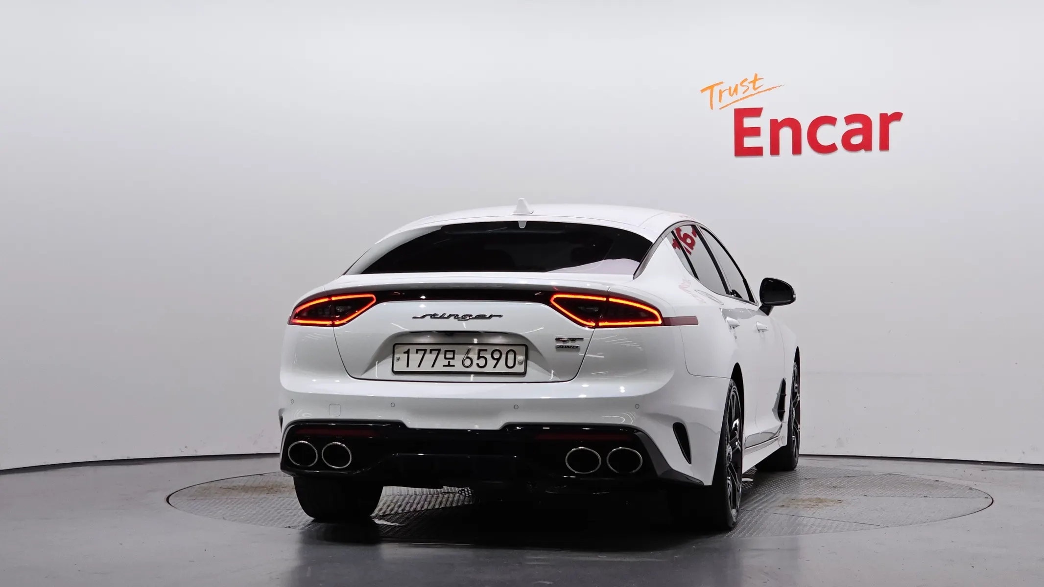 Kia Stinger 3.3 AWD 2019 3/5